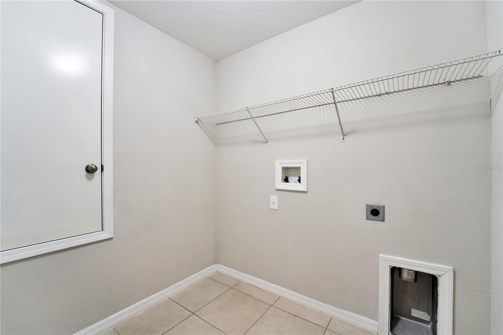 10116 CARLOWAY HILLS DR — photo 24