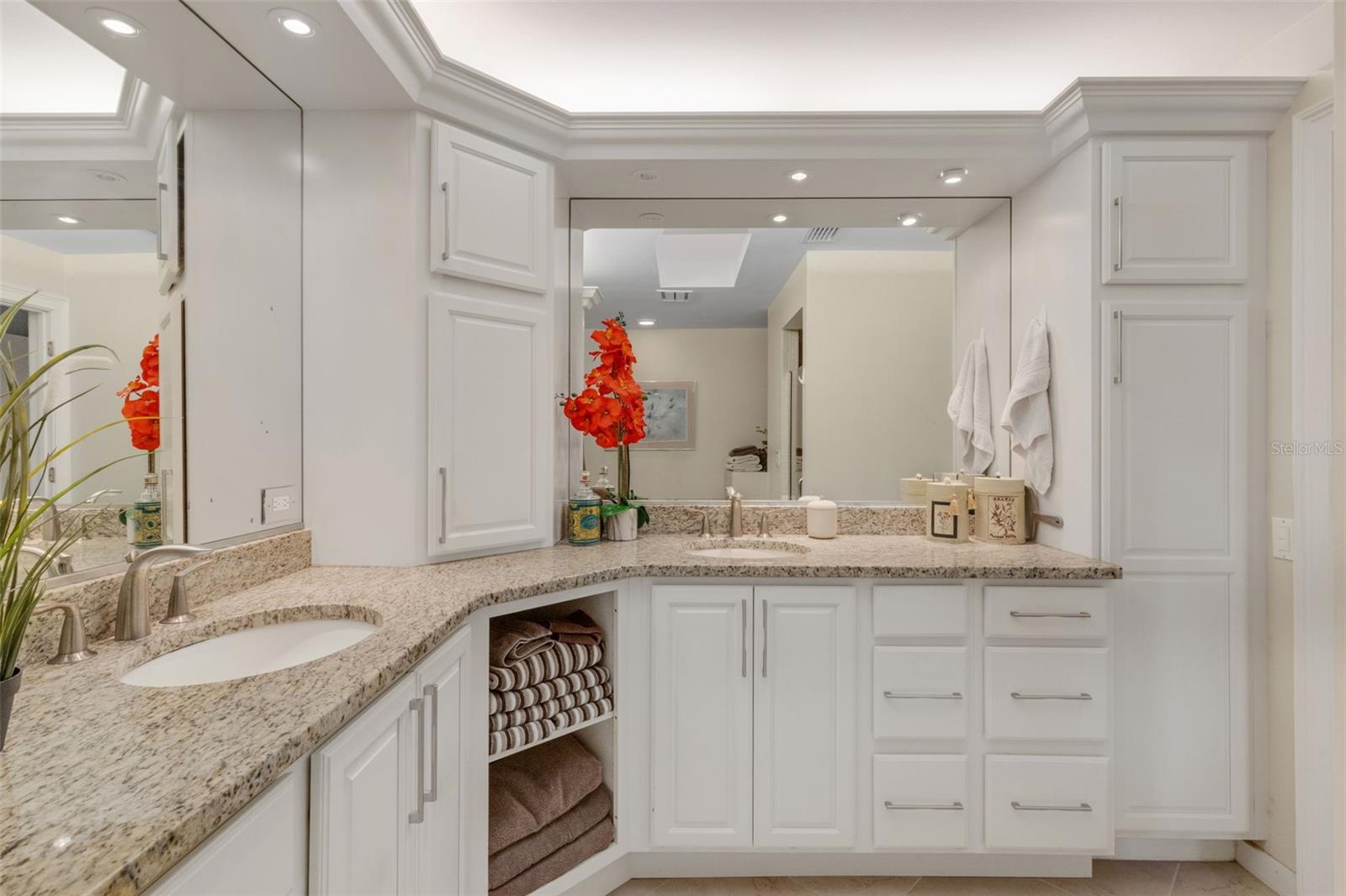 3902 WILSHIRE DR #98 — photo 8