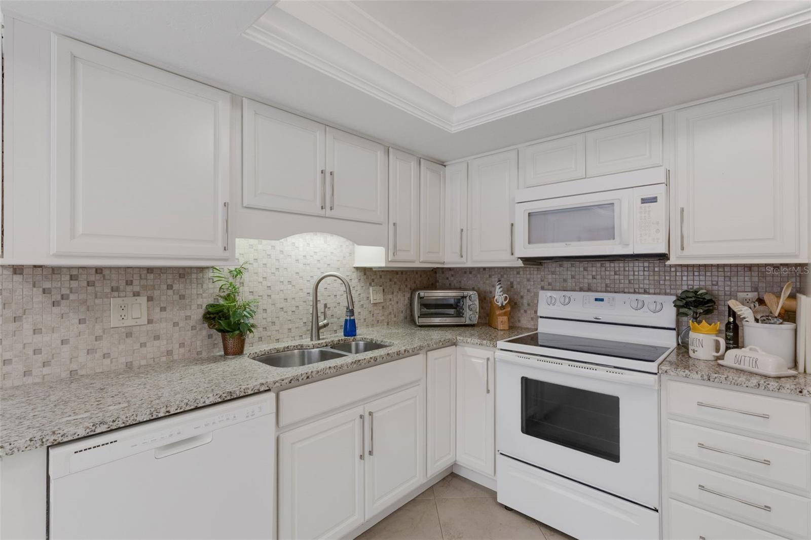 3902 WILSHIRE DR #98 — photo 21