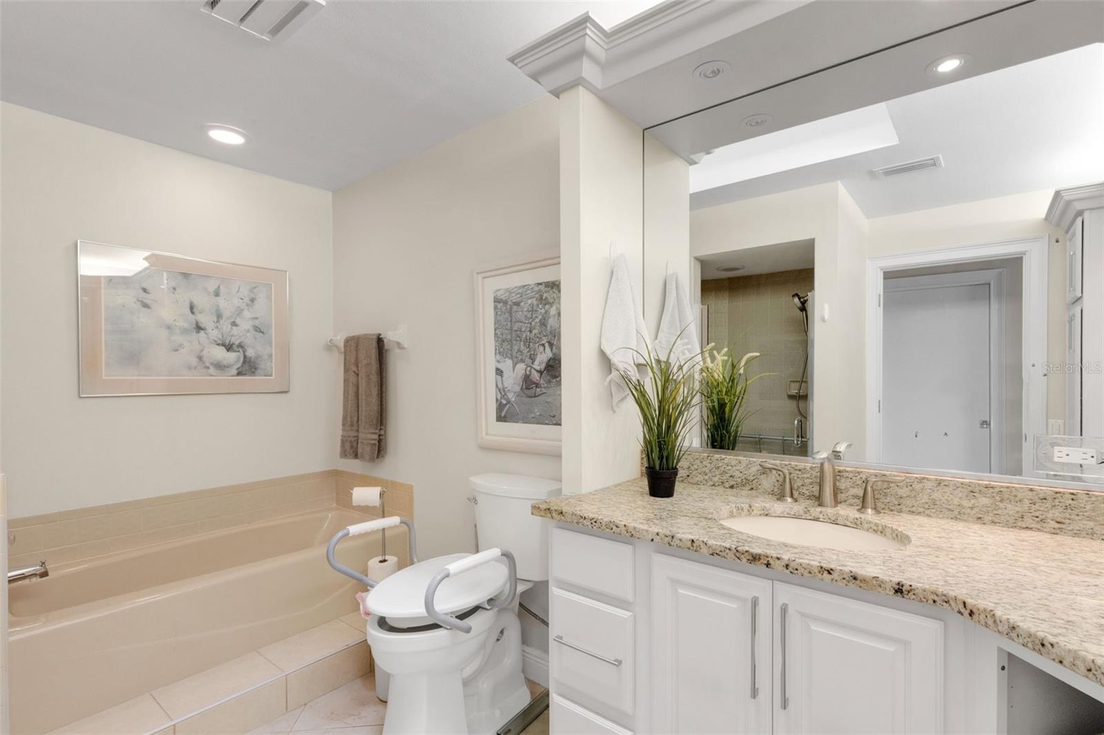 3902 WILSHIRE DR #98 — photo 7