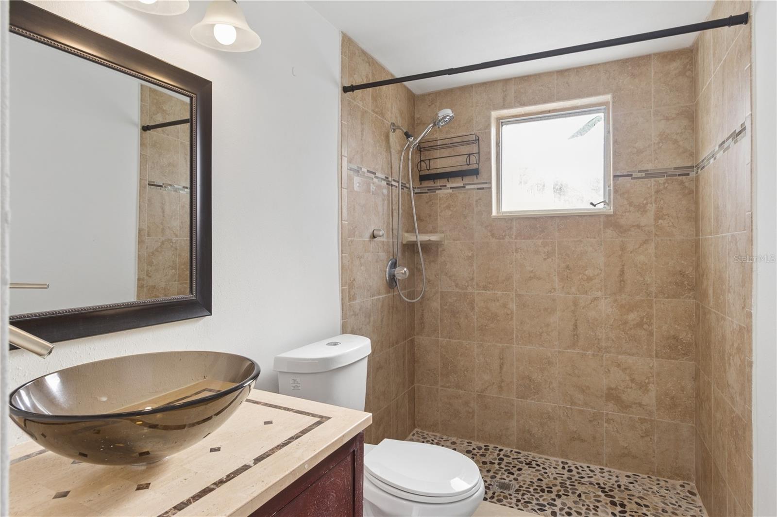 6835 MESA VERDE ST — photo 20