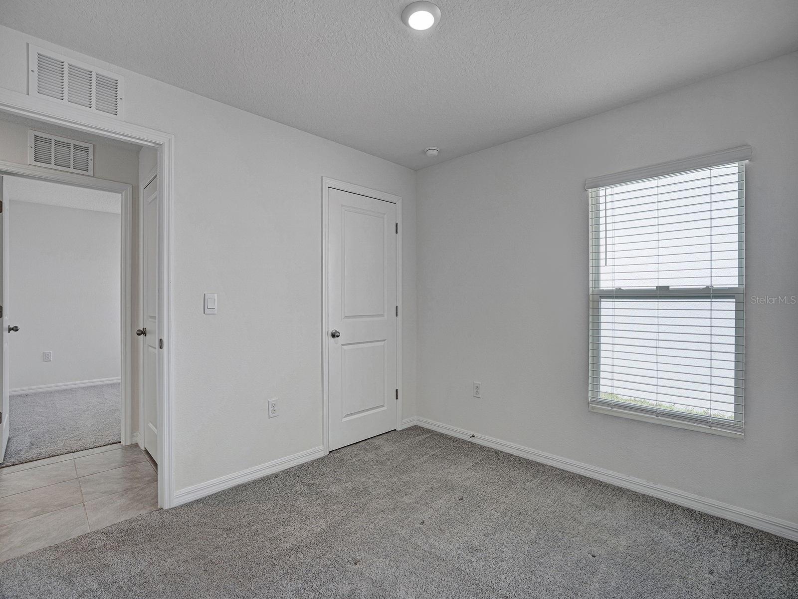 5586 LOGAN CAVE AVE — photo 28