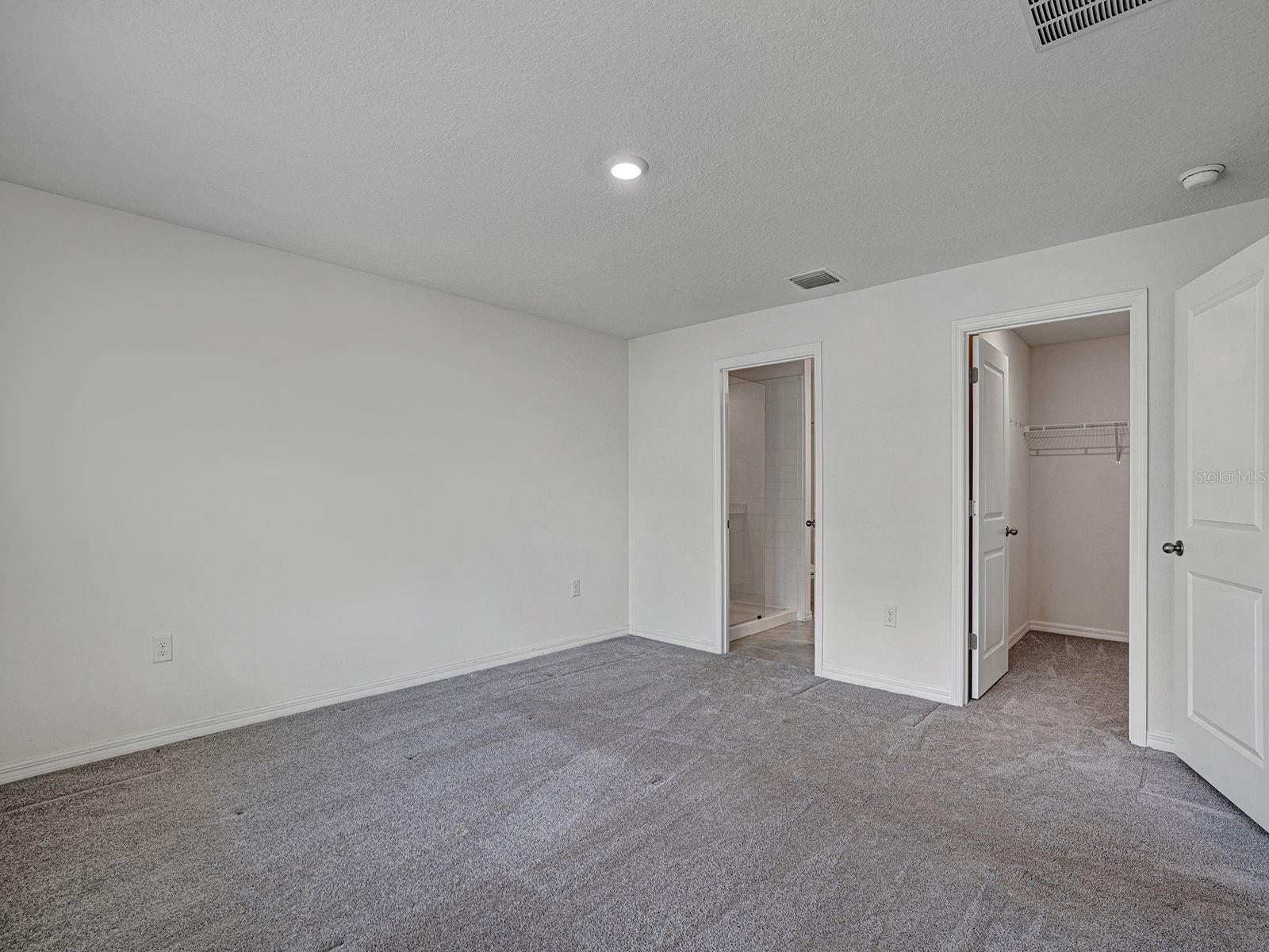 5586 LOGAN CAVE AVE — photo 21
