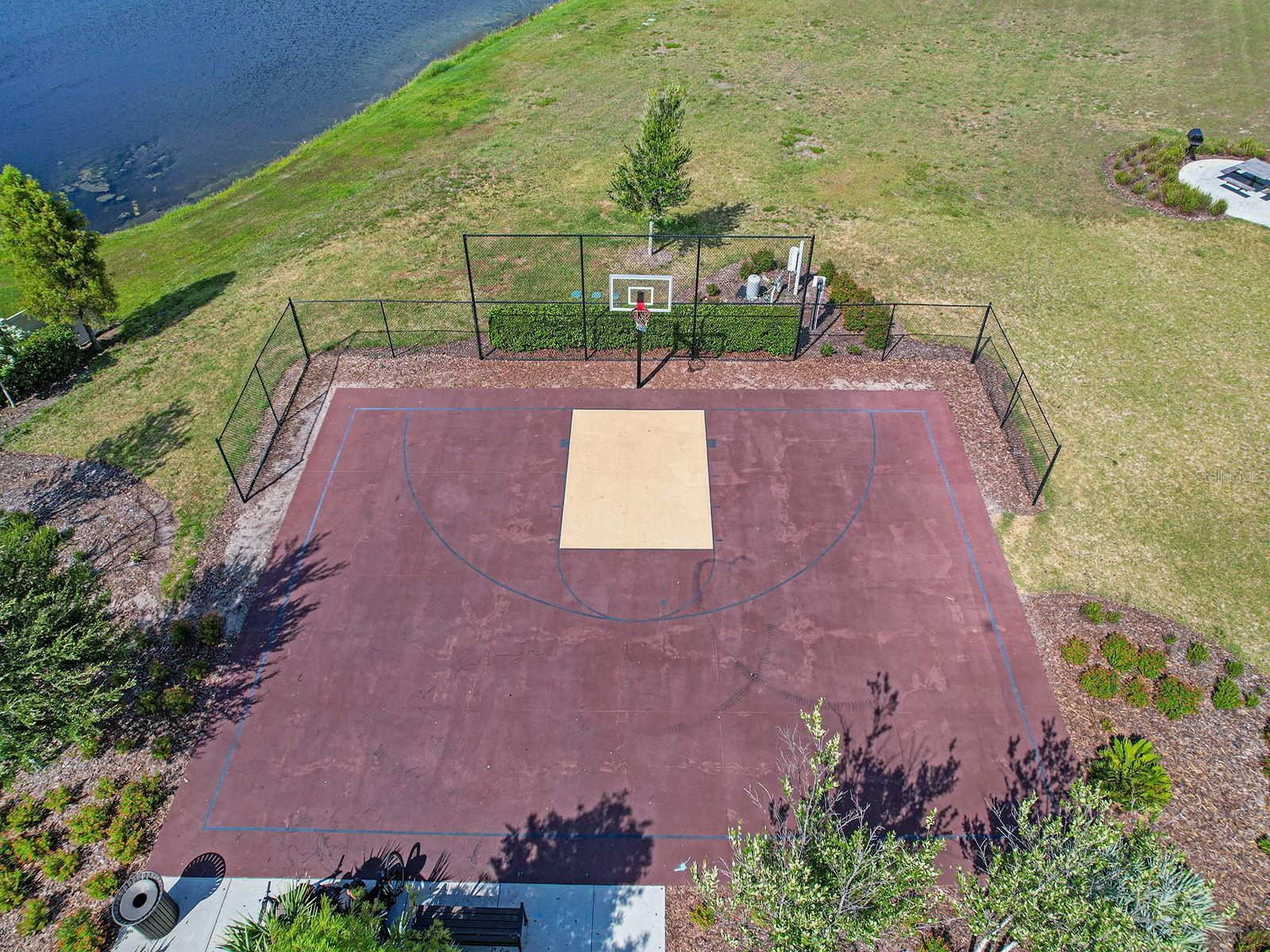5586 LOGAN CAVE AVE — photo 47