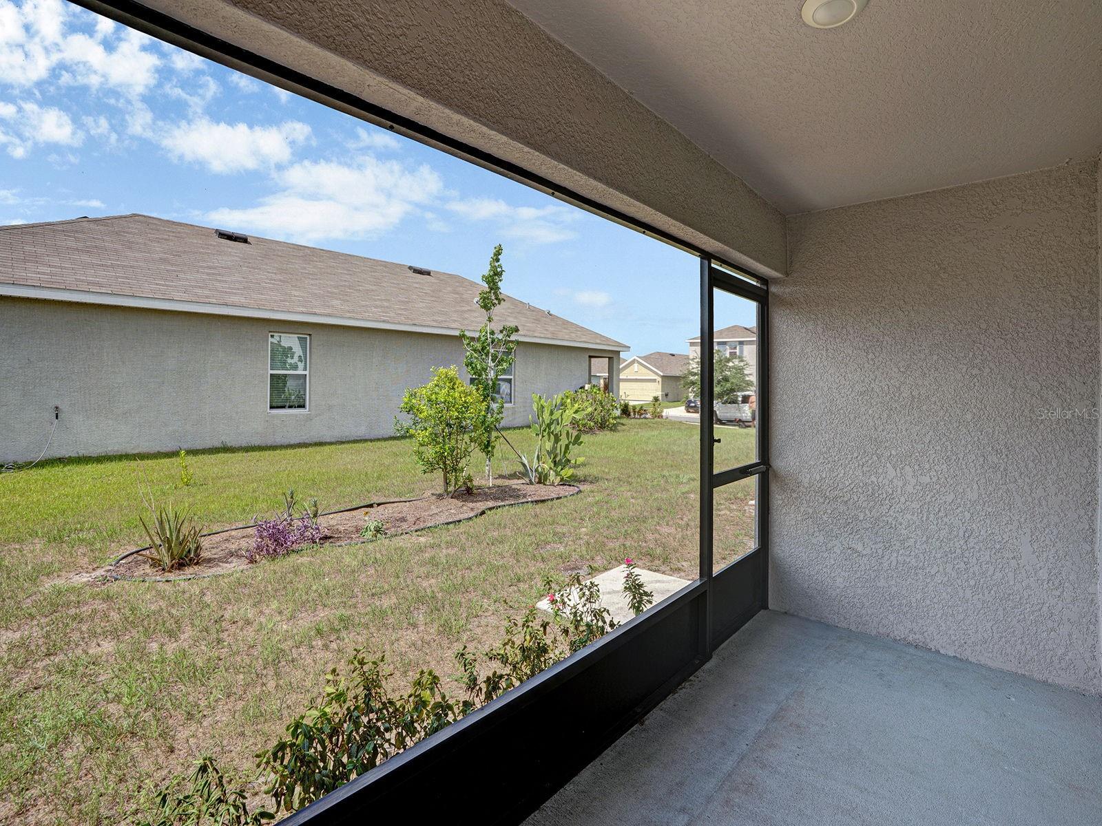 5586 LOGAN CAVE AVE — photo 37