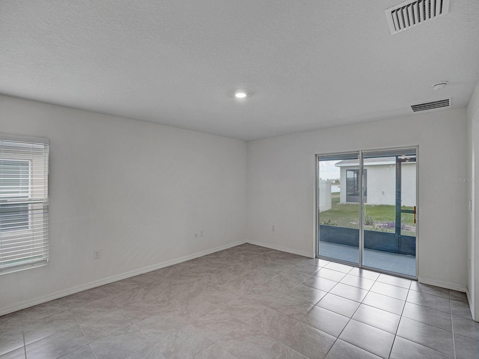 5586 LOGAN CAVE AVE — photo 14