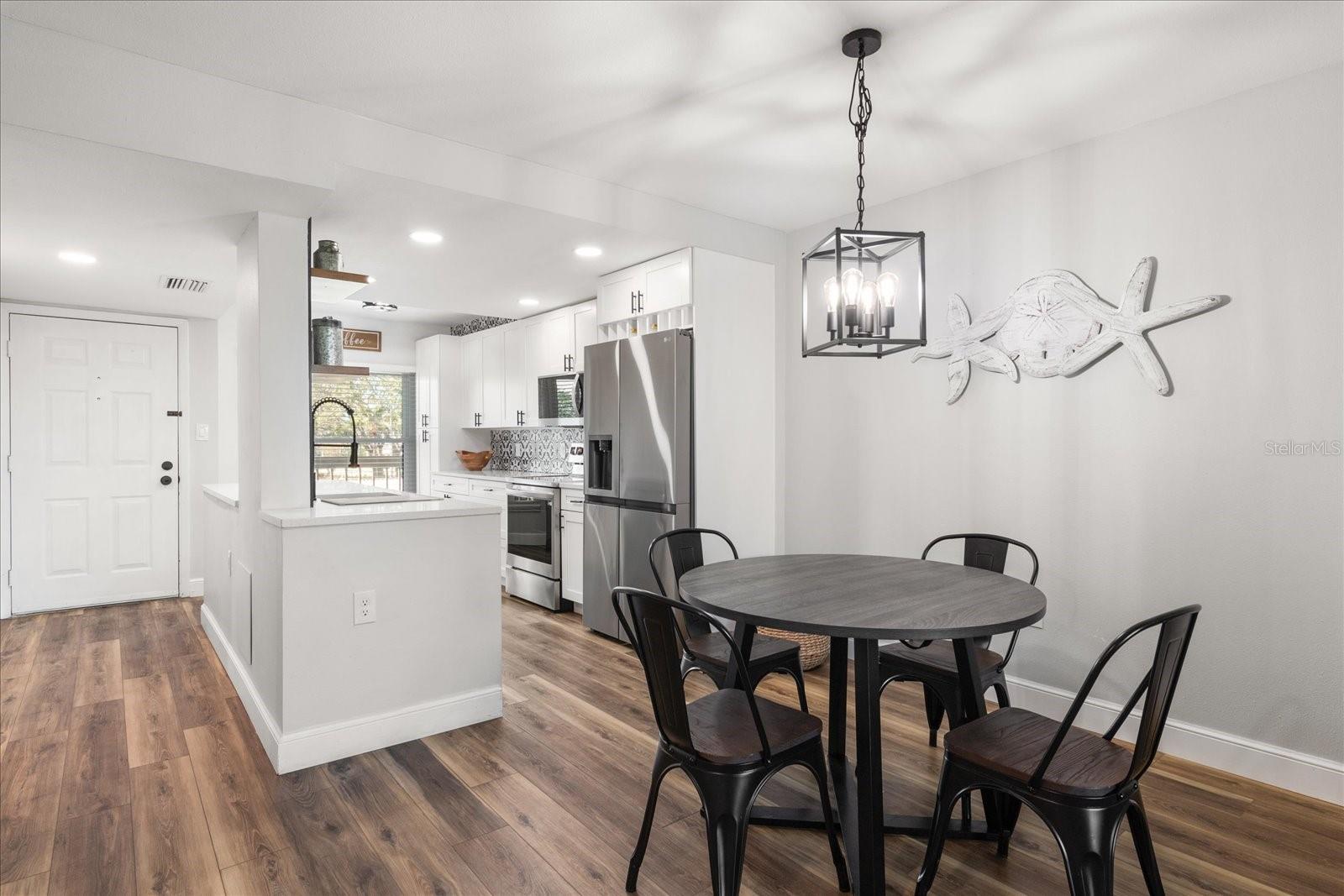 1324 PASADENA AVE S #204 — photo 18