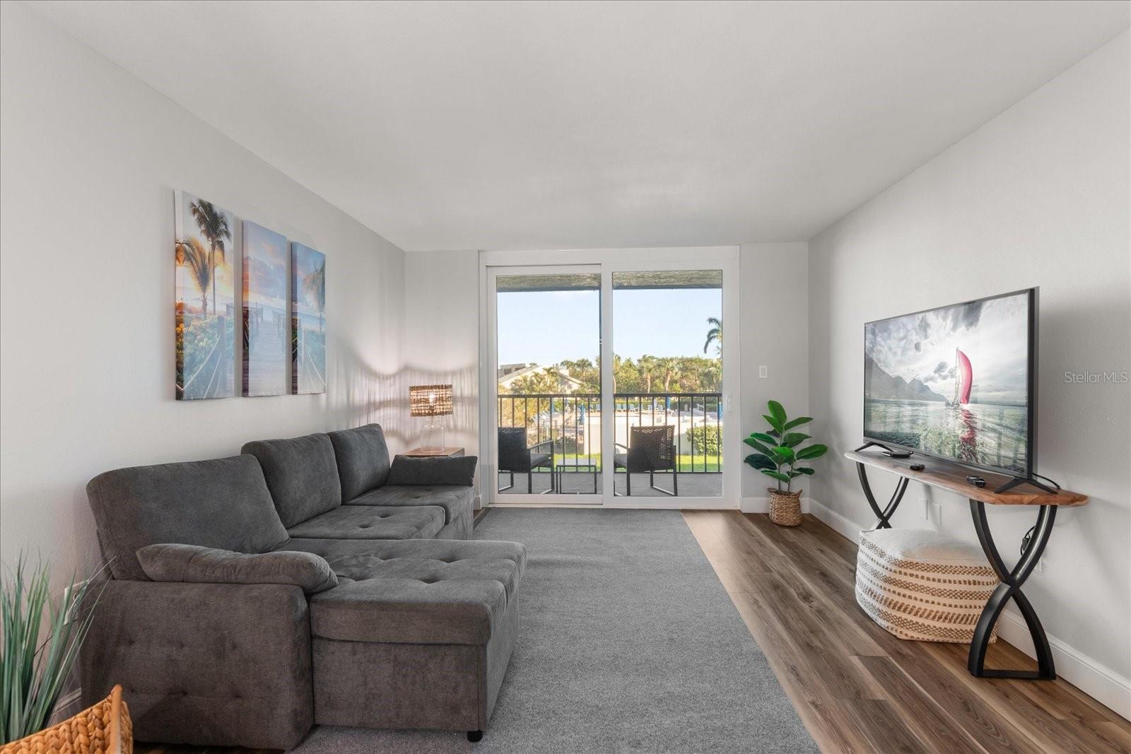 1324 PASADENA AVE S #204 — photo 20