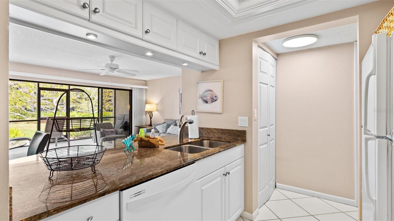1700 COVE II PL #310 — photo 23