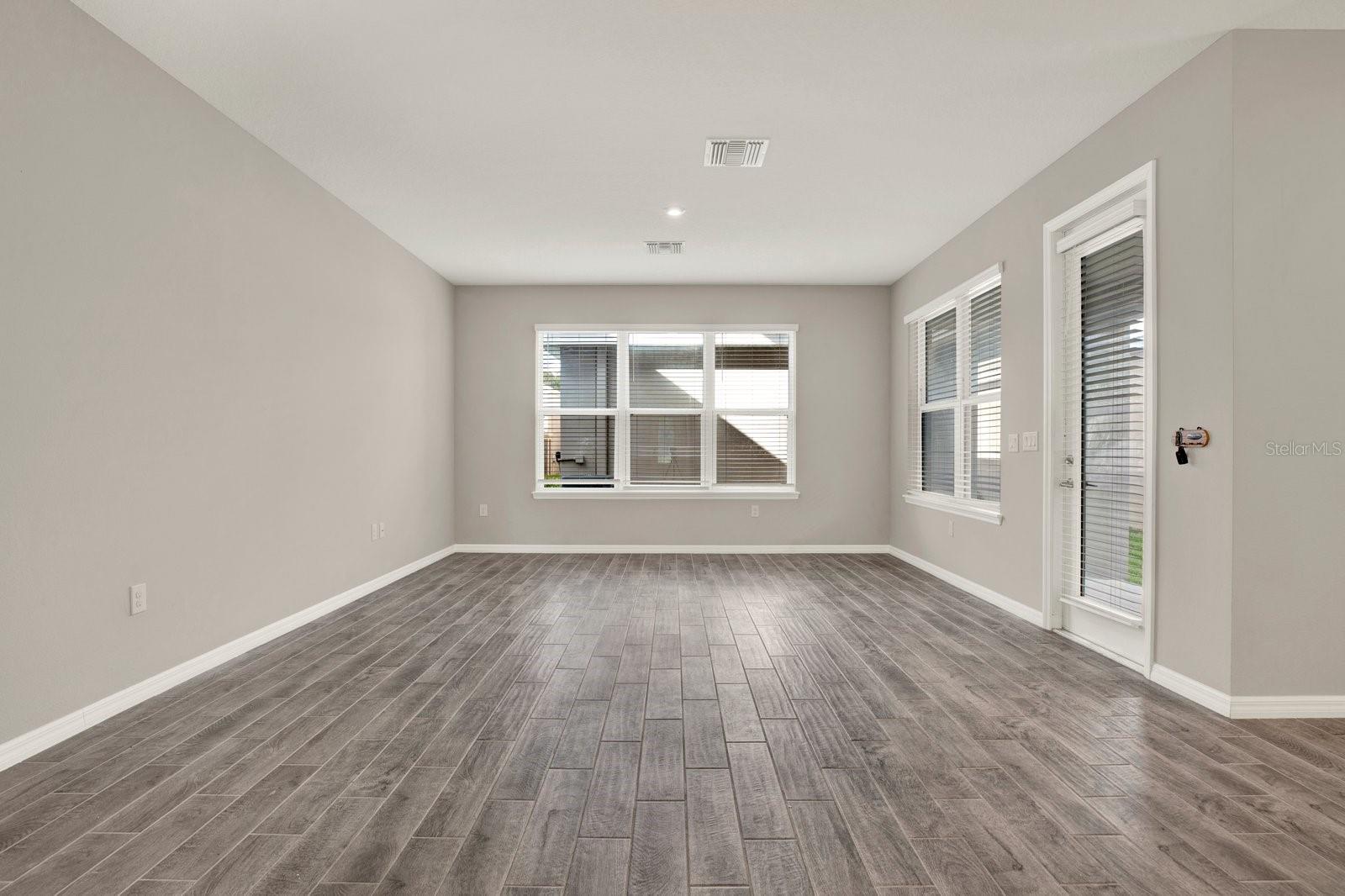 13729 RANGELAND BLVD — photo 8