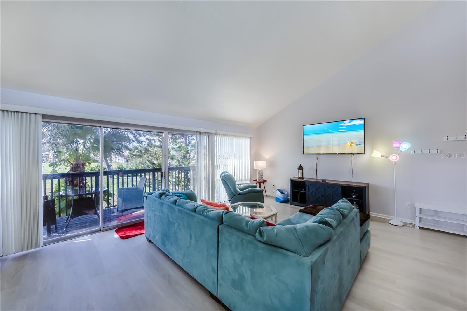722 WHITE PINE TREE RD #82 — photo 4