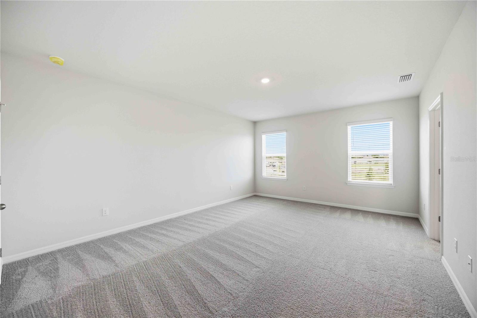 624 160TH ST E — photo 54