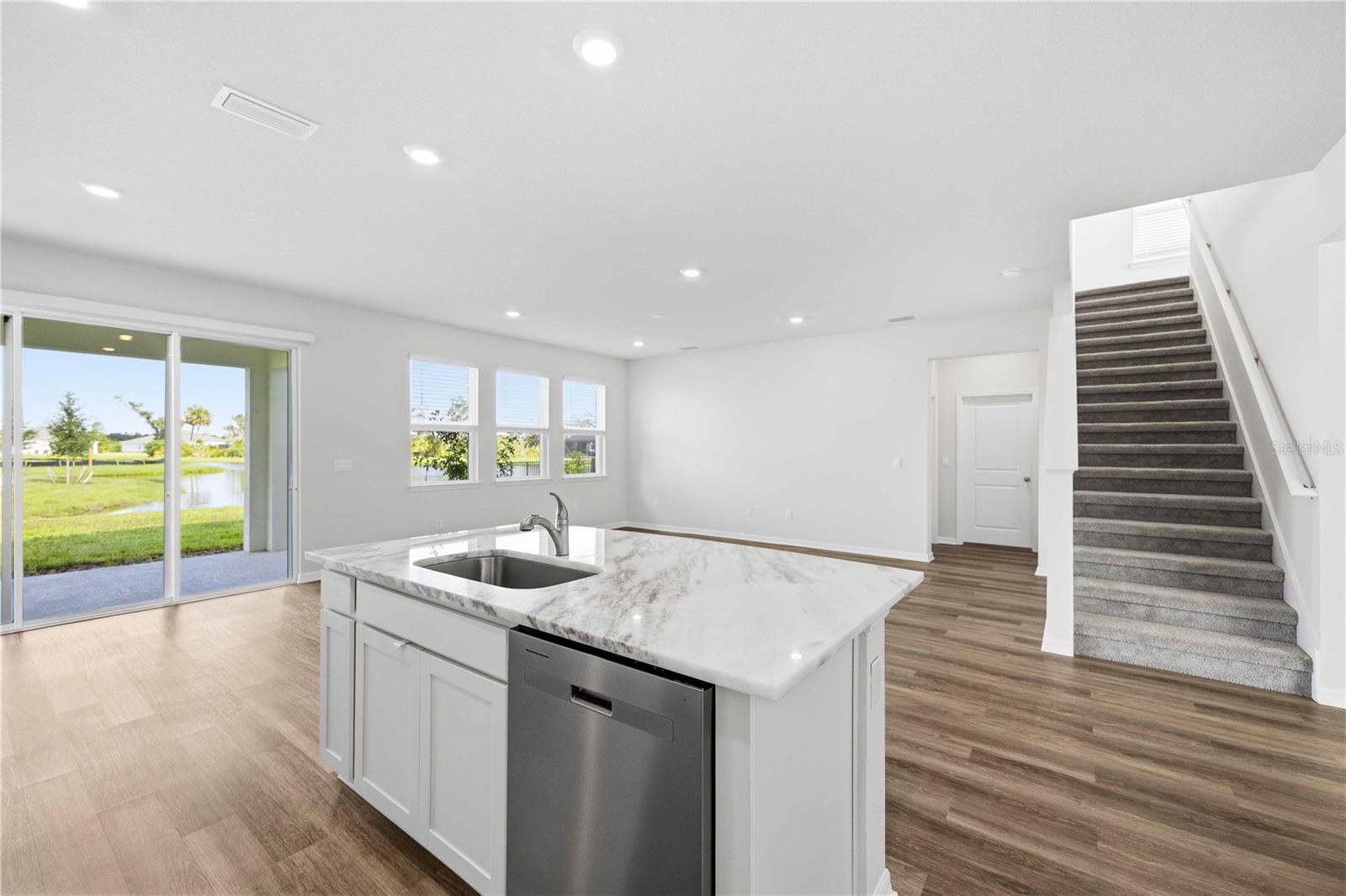 624 160TH ST E — photo 21