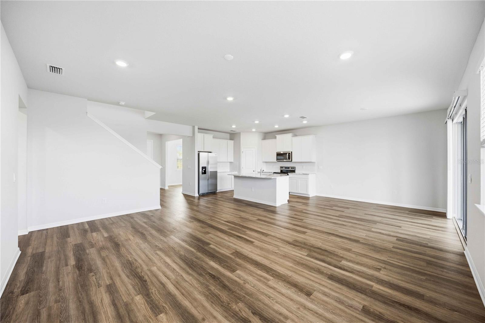 624 160TH ST E — photo 10