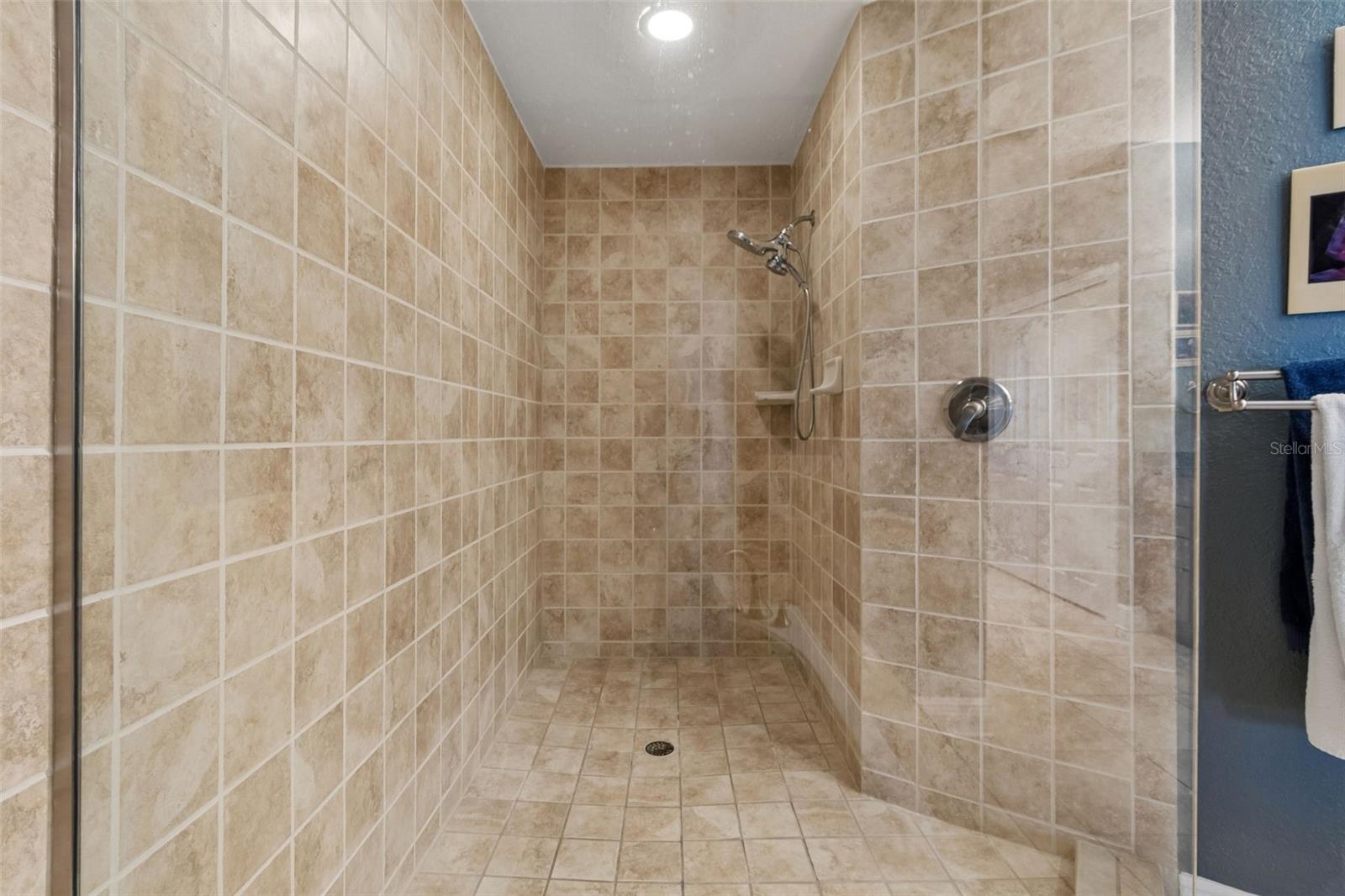 1038 BELLASOL WAY #403 — photo 21