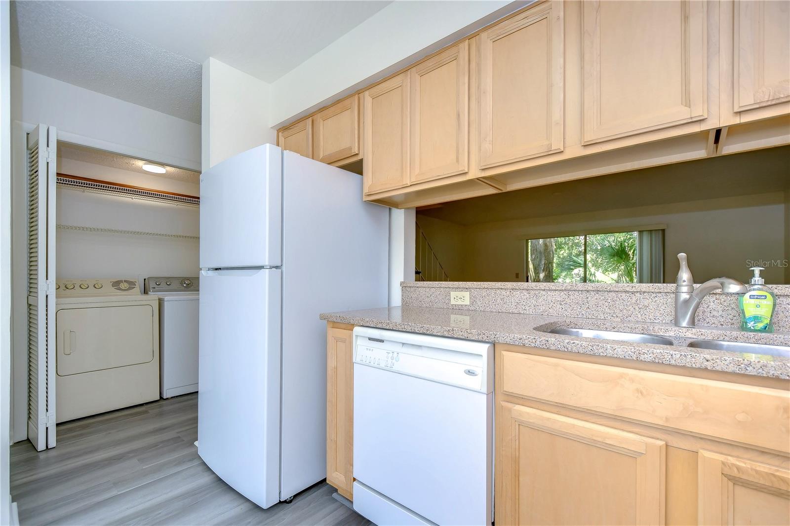 13937 FLETCHERS MILL DR — photo 14