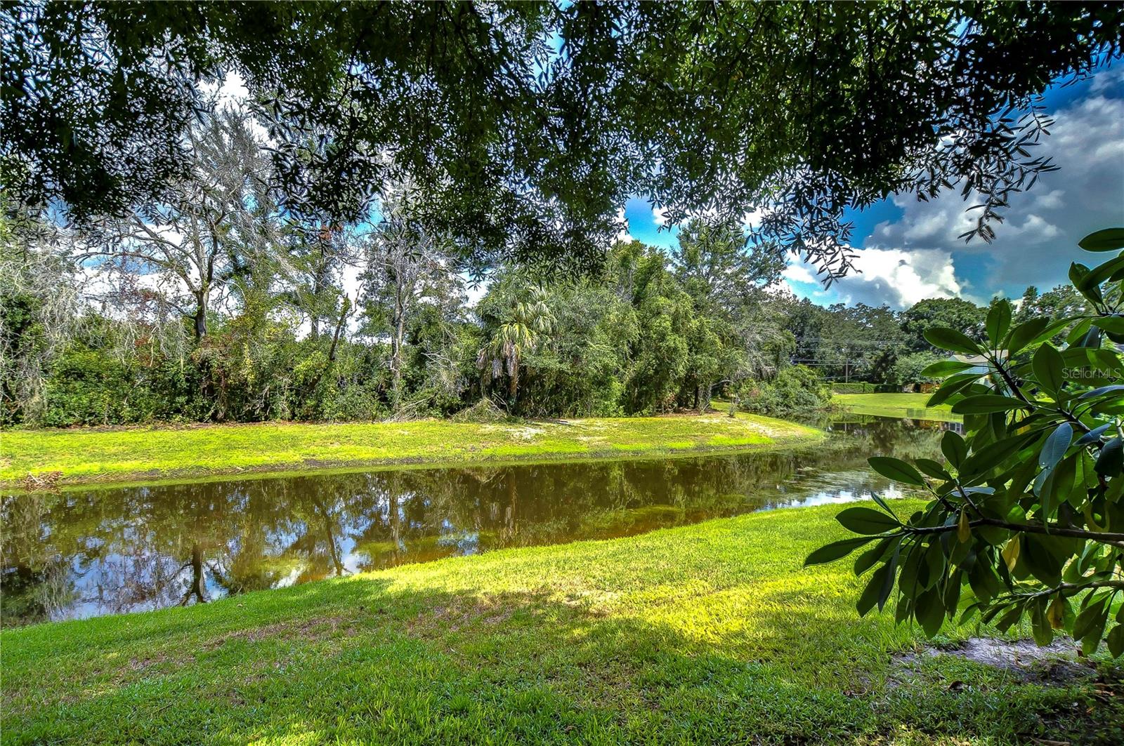 13937 FLETCHERS MILL DR — photo 45