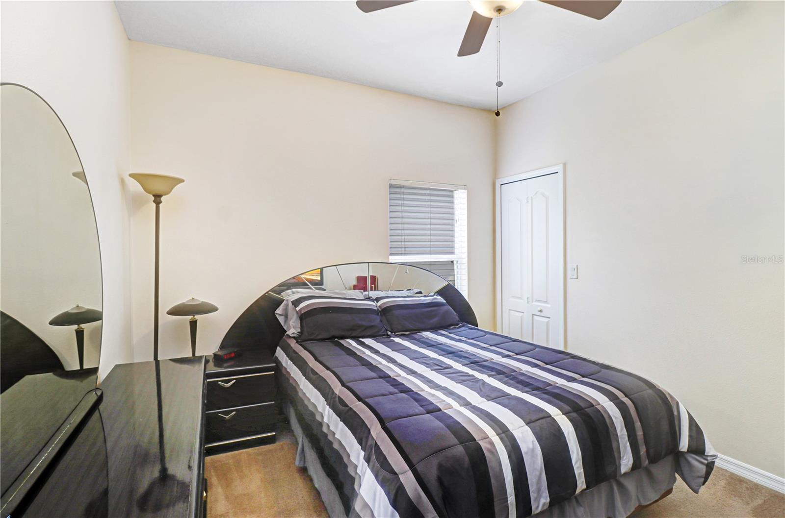 433 YORK DALE DR — photo 23