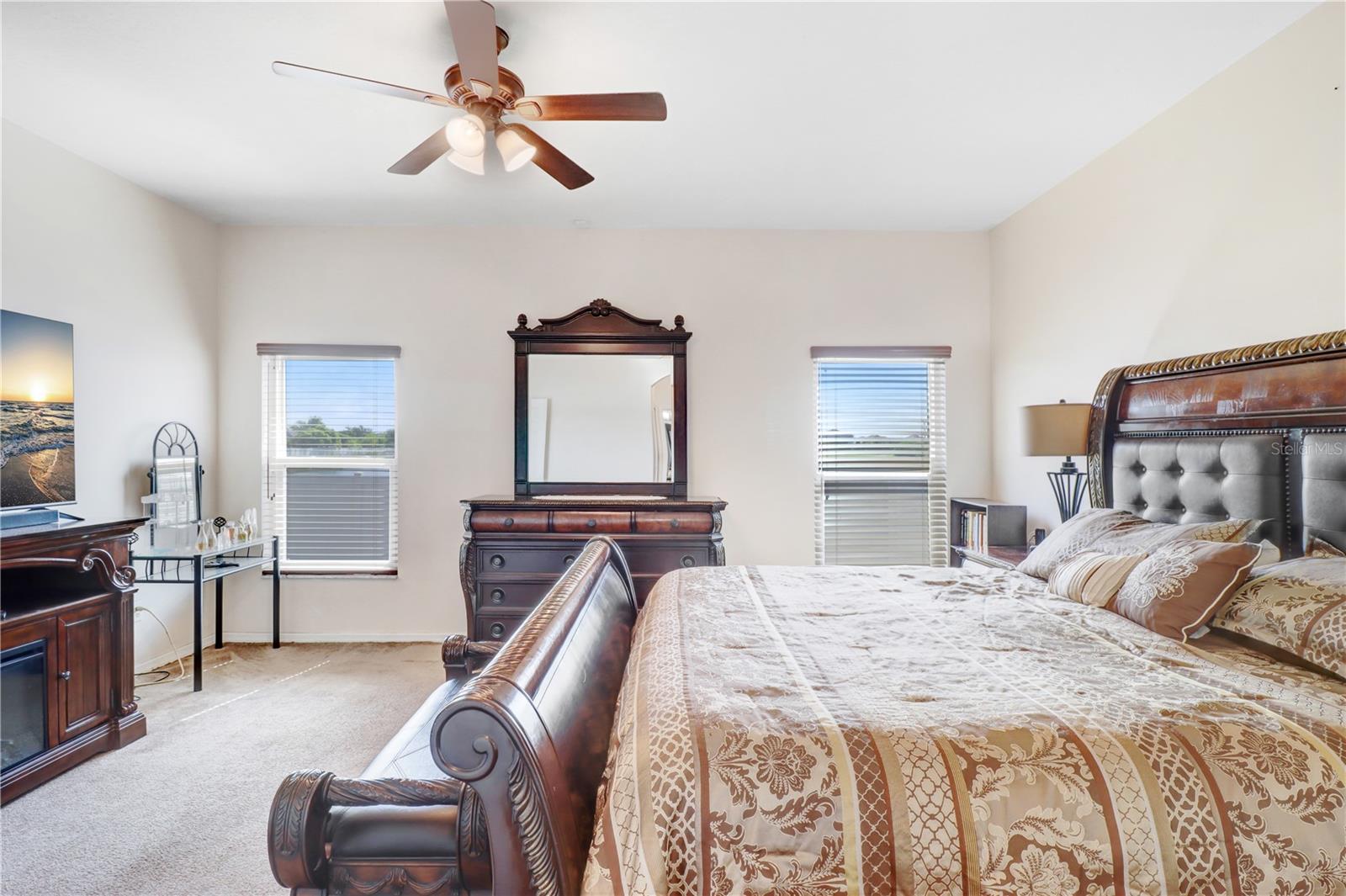 433 YORK DALE DR — photo 16