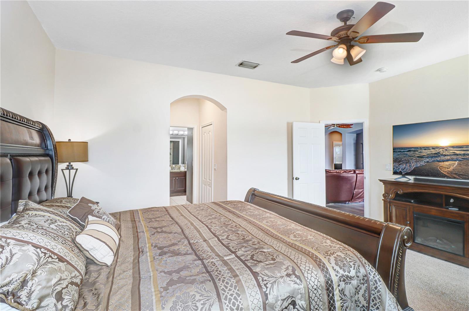 433 YORK DALE DR — photo 17