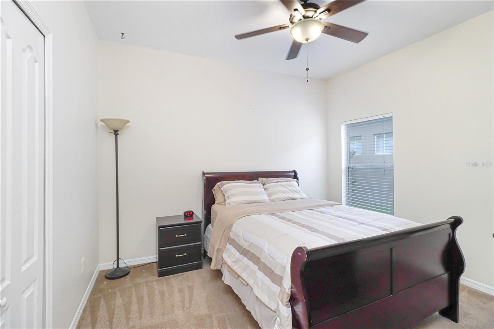 433 YORK DALE DR — photo 22