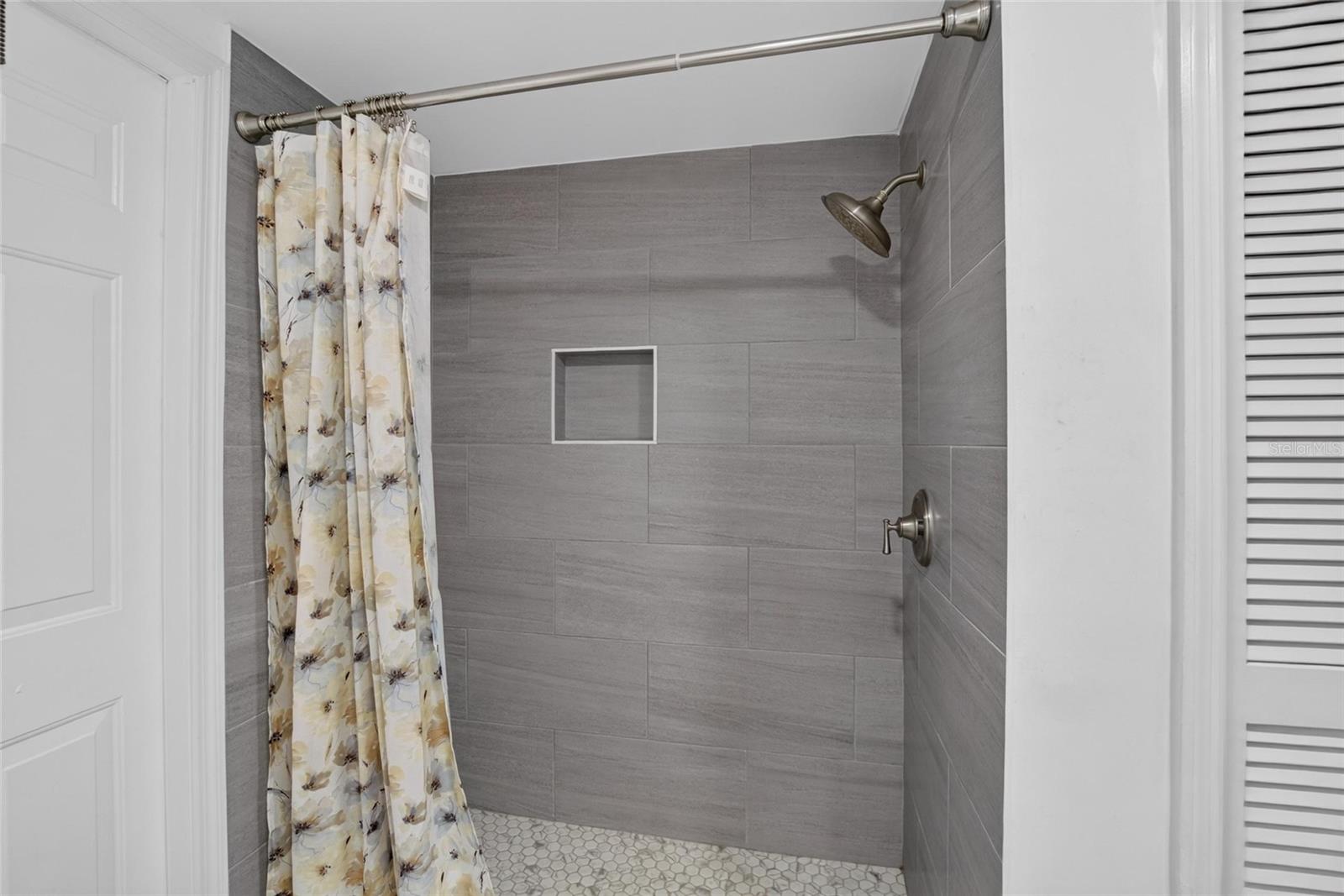 3708 JOE SANCHEZ RD — photo 37
