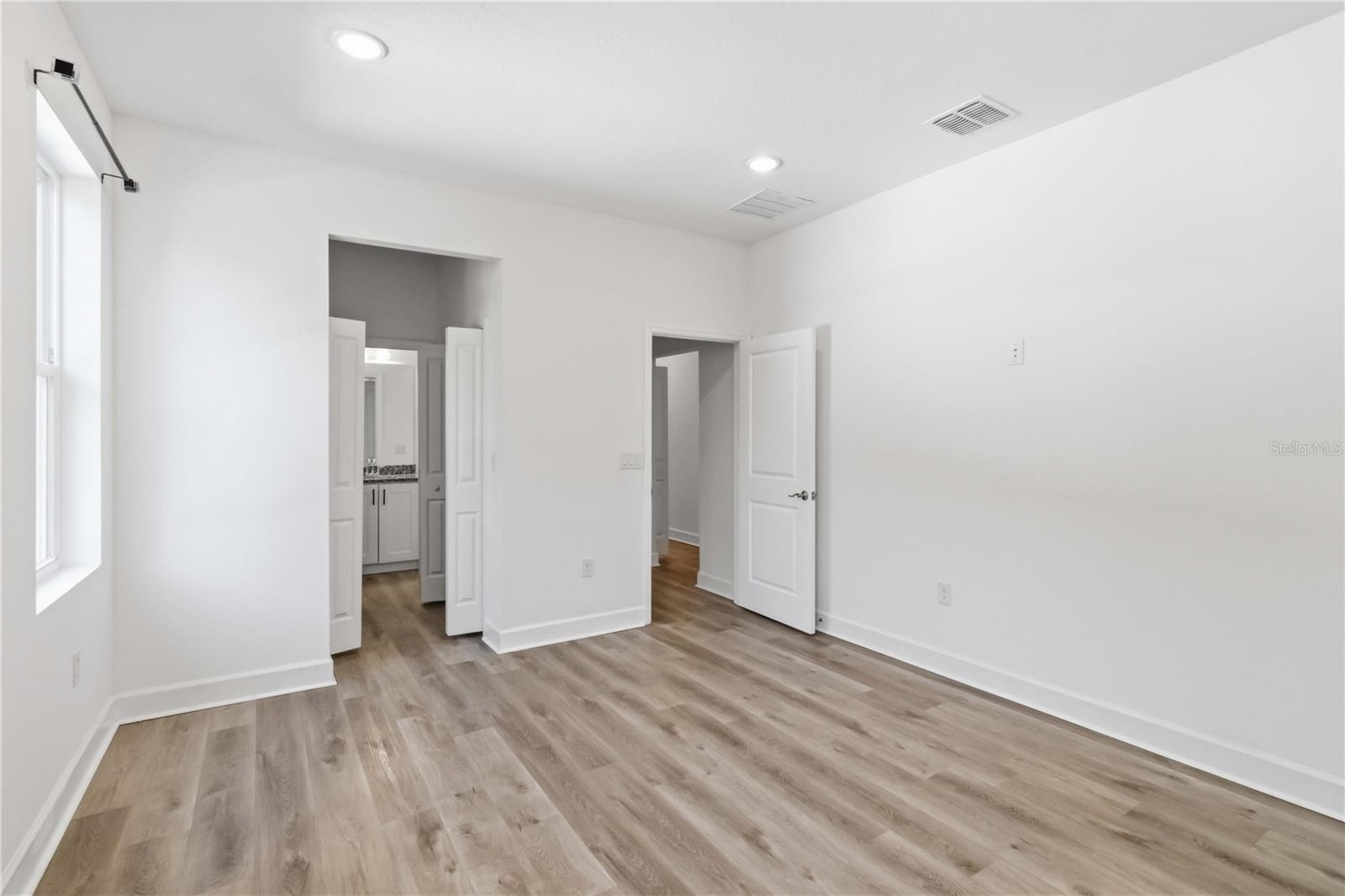 2613 E 23RD AVE #1/2 — photo 20