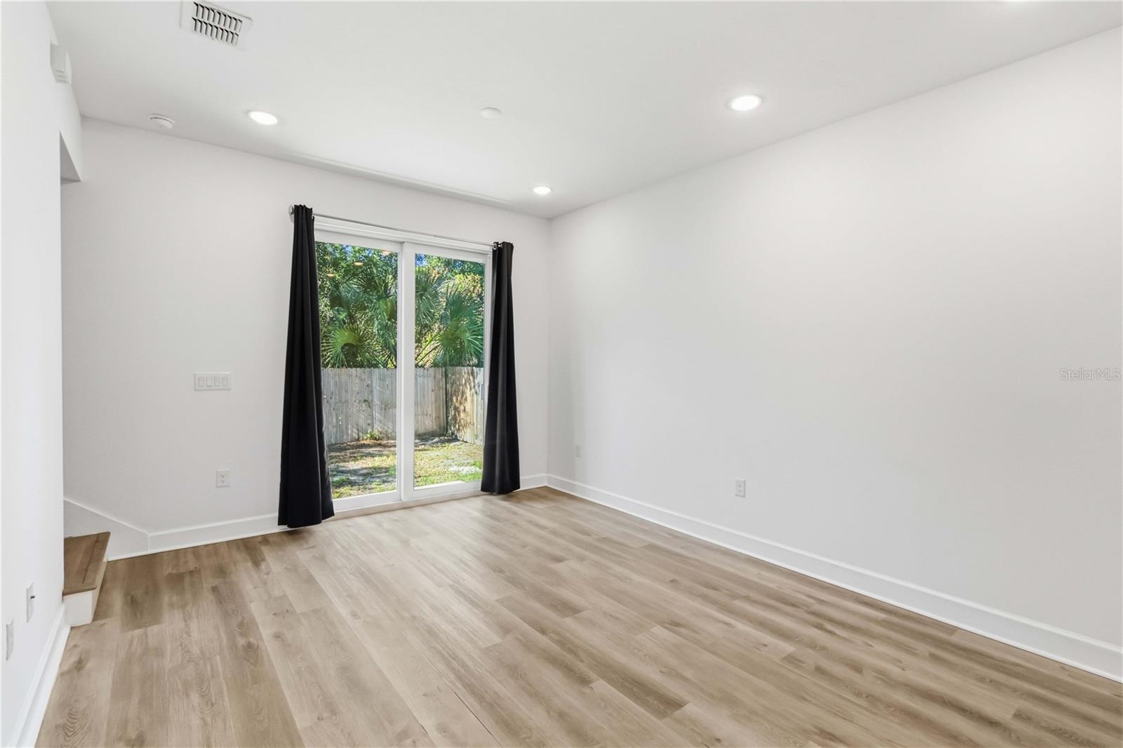 2613 E 23RD AVE #1/2 — photo 13