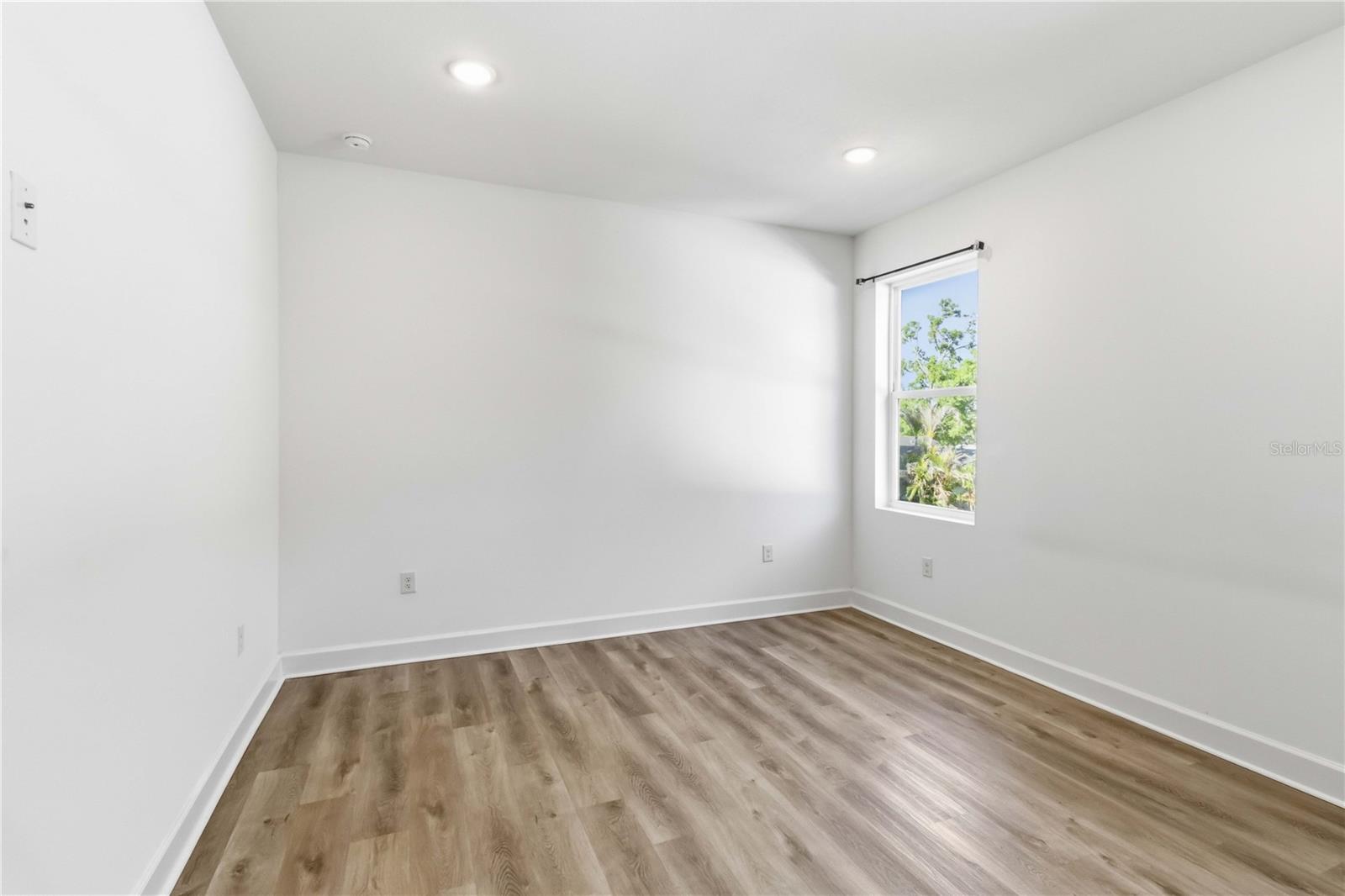 2613 E 23RD AVE #1/2 — photo 19