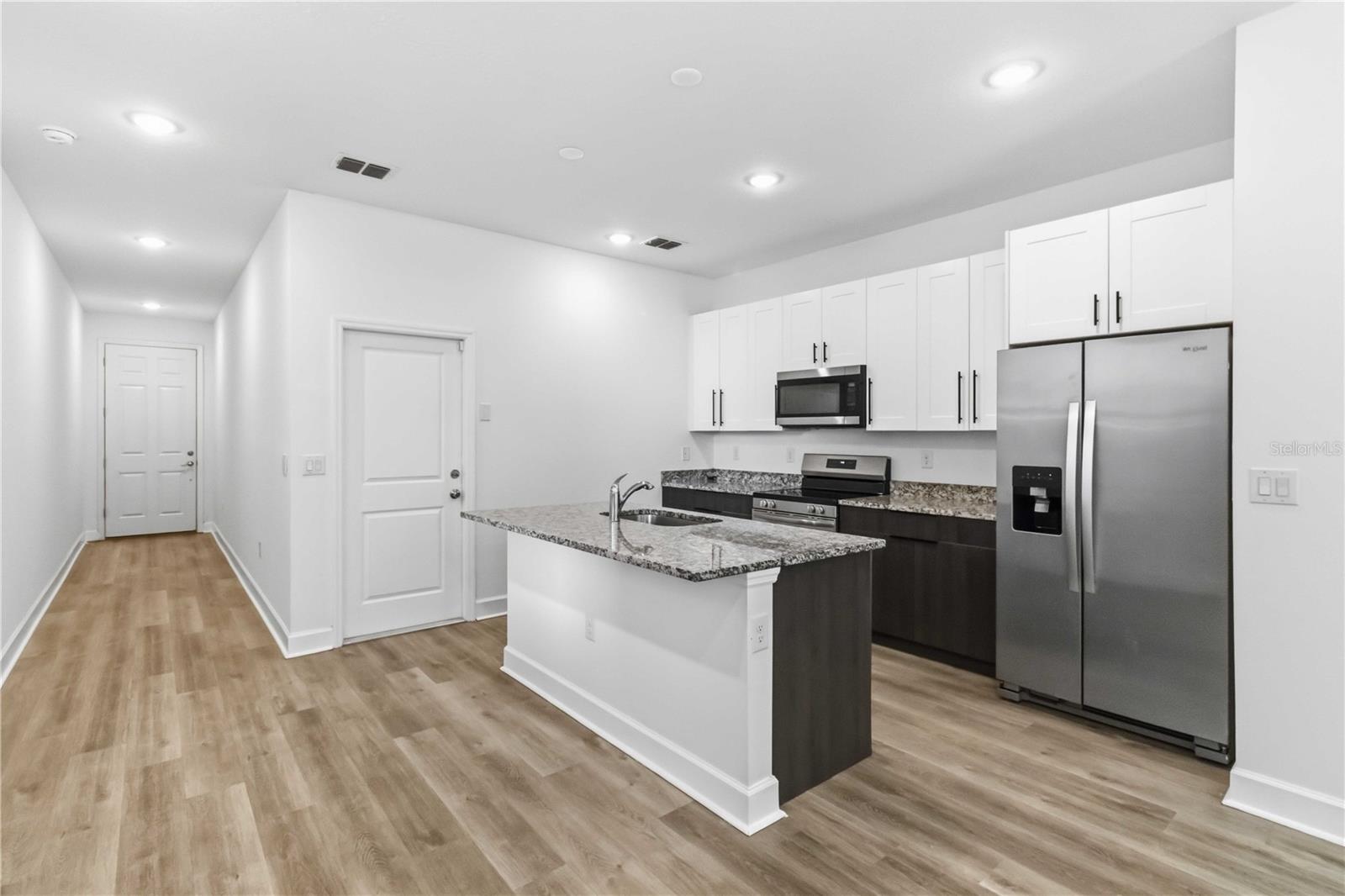 2613 E 23RD AVE #1/2 — photo 8