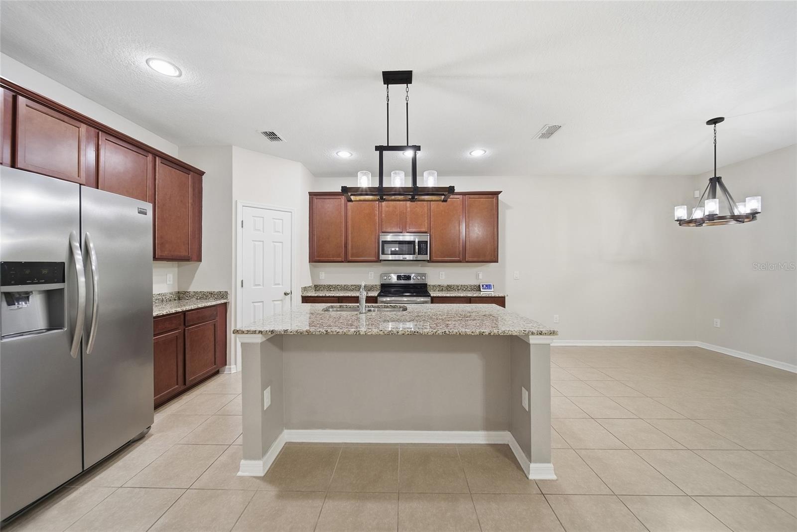 30643 WALKER CUP PL — photo 8