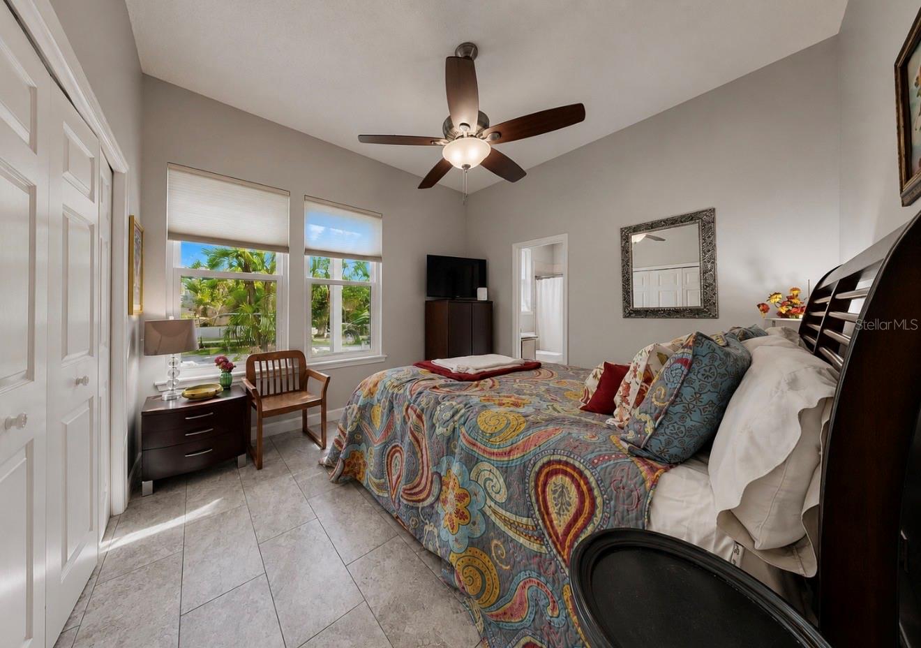5204 GREEN FOREST CT — photo 33