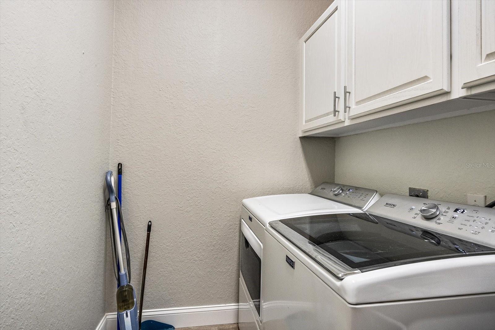 11909 SUMMER MEADOW DR — photo 39