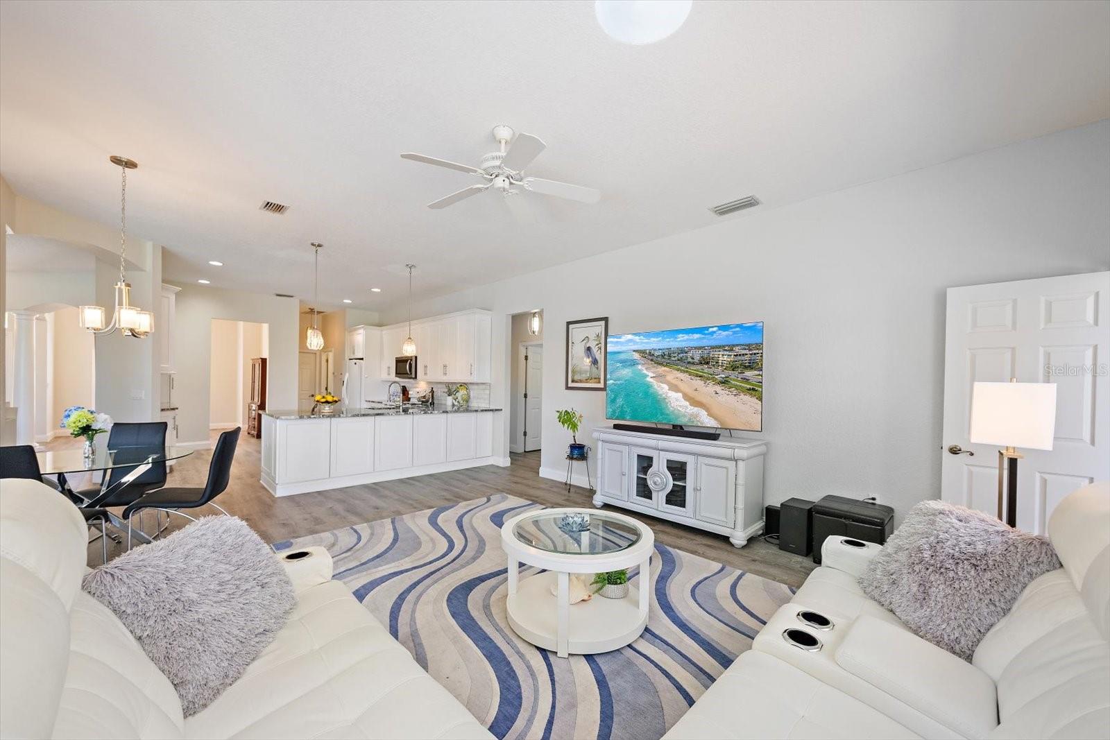 11909 SUMMER MEADOW DR — photo 20