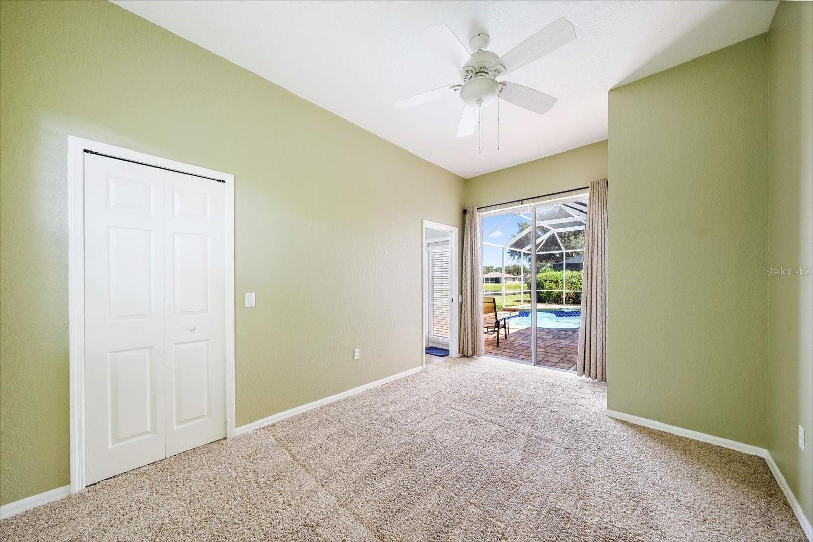11909 SUMMER MEADOW DR — photo 37