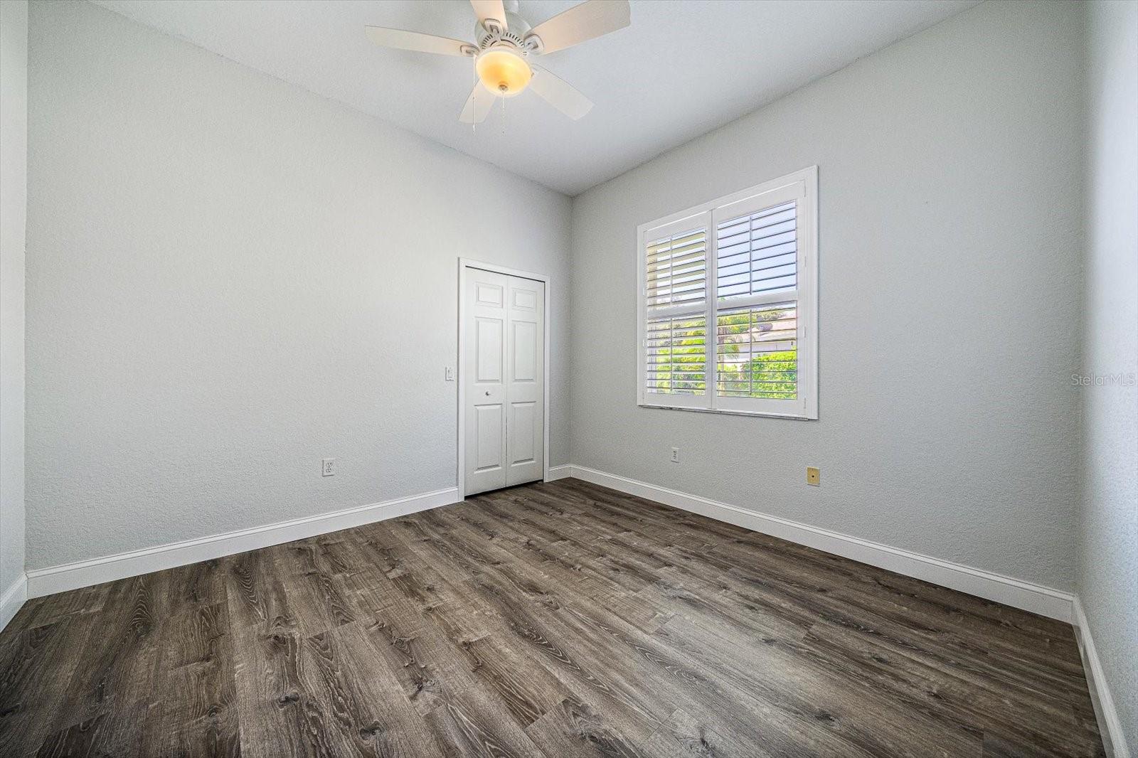 11909 SUMMER MEADOW DR — photo 34