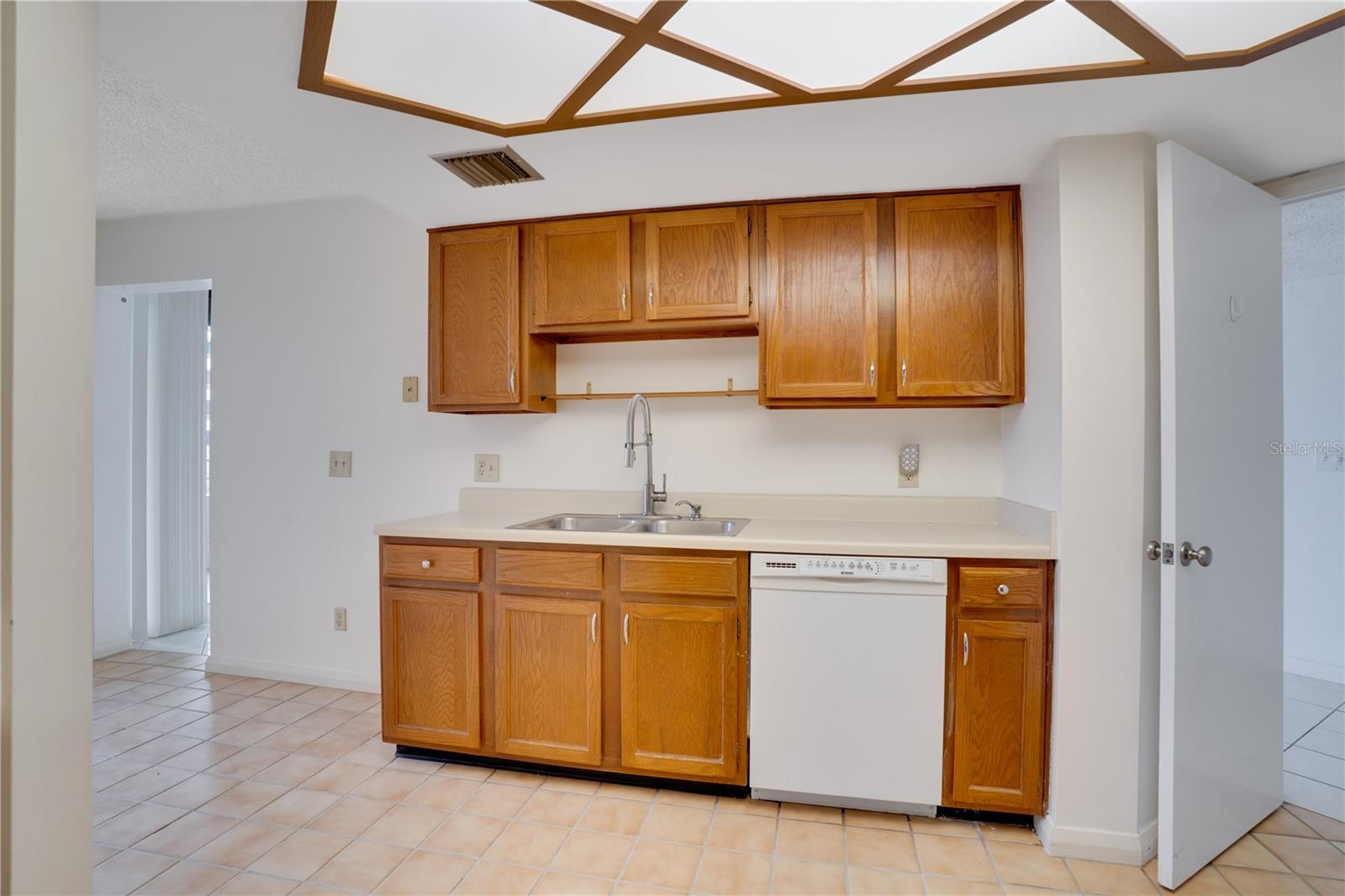 5940 PELICAN BAY PLZ S #504 — photo 9