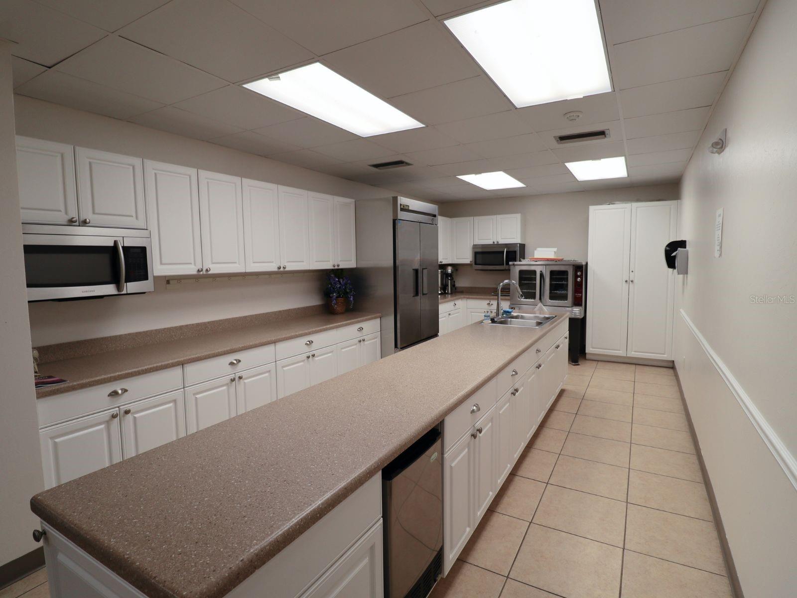 204 EL PRADO — photo 35