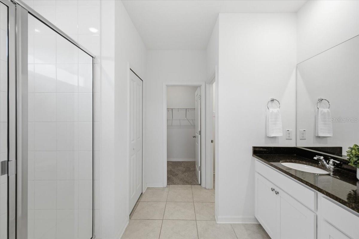 5718 LOS ROBLES CT — photo 27