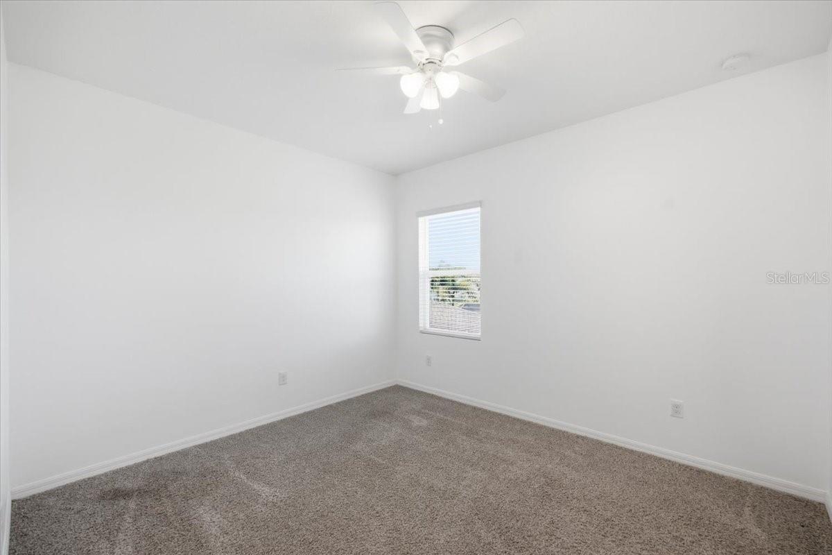 5718 LOS ROBLES CT — photo 31