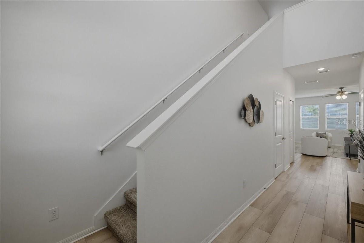 5718 LOS ROBLES CT — photo 16
