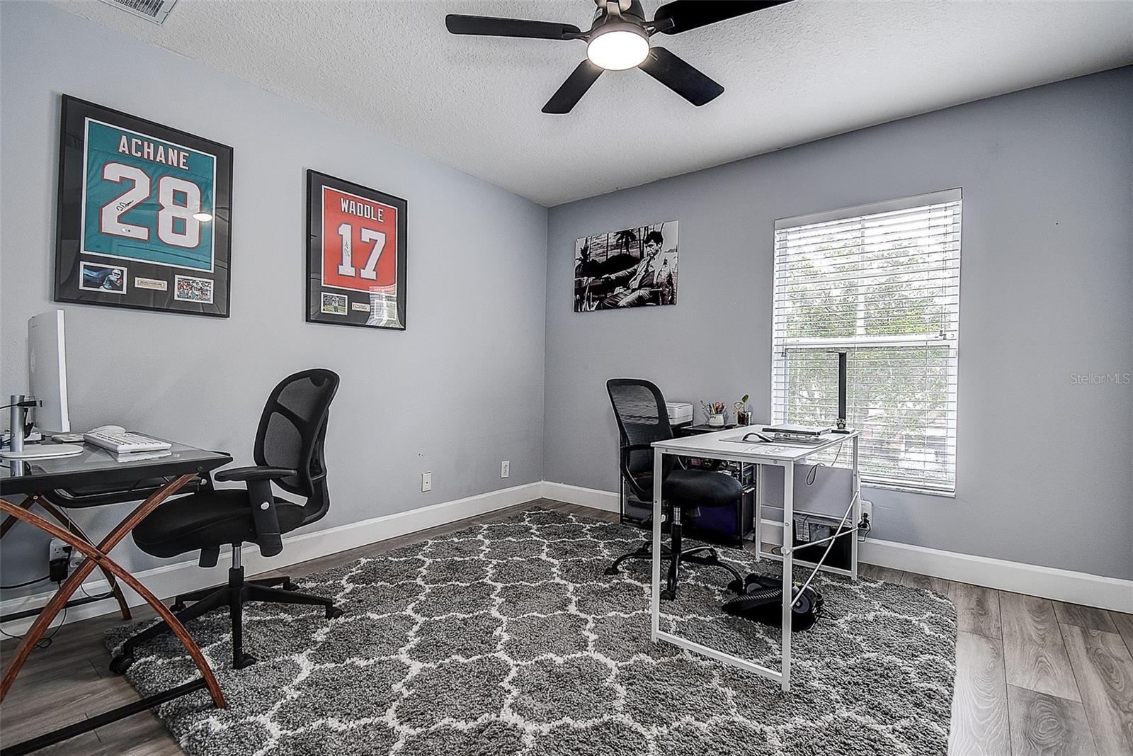 1426 HILLVIEW LN — photo 24