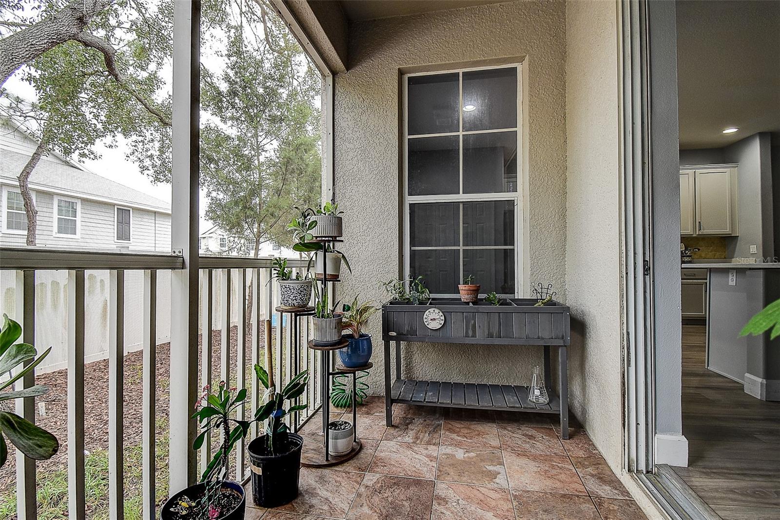 1426 HILLVIEW LN — photo 15