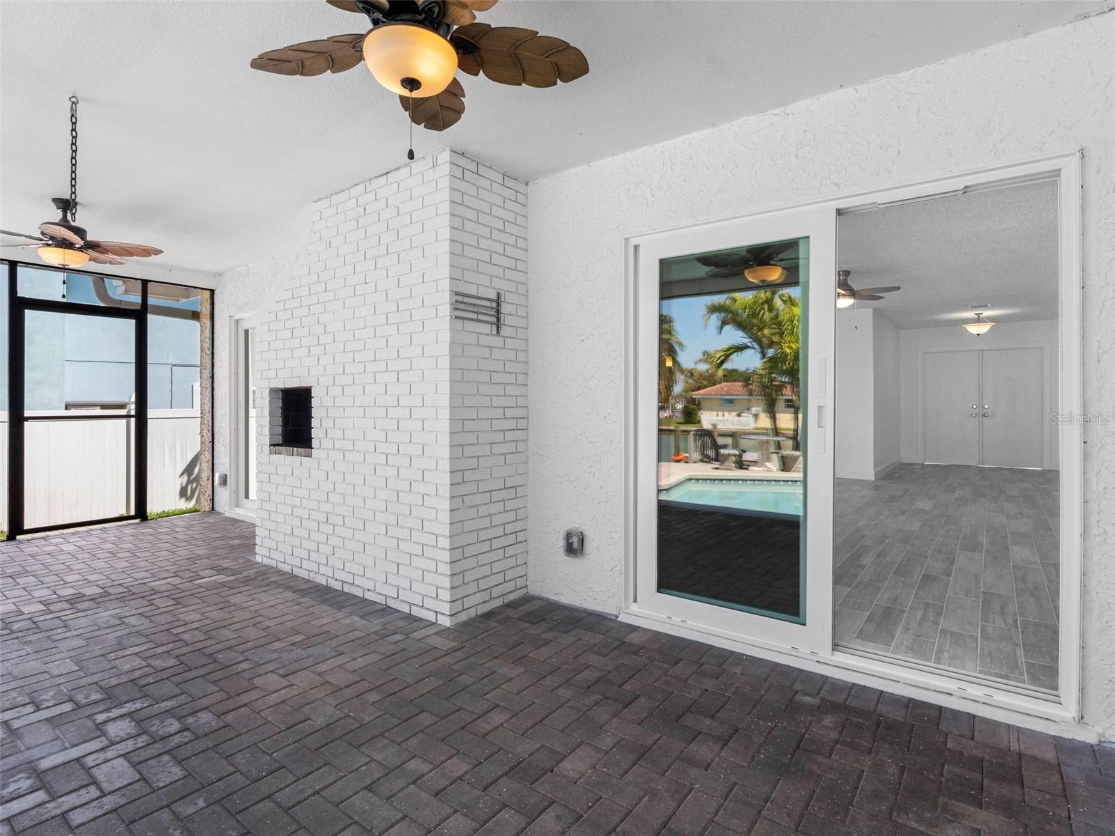 562 JOHNS PASS AVE — photo 35