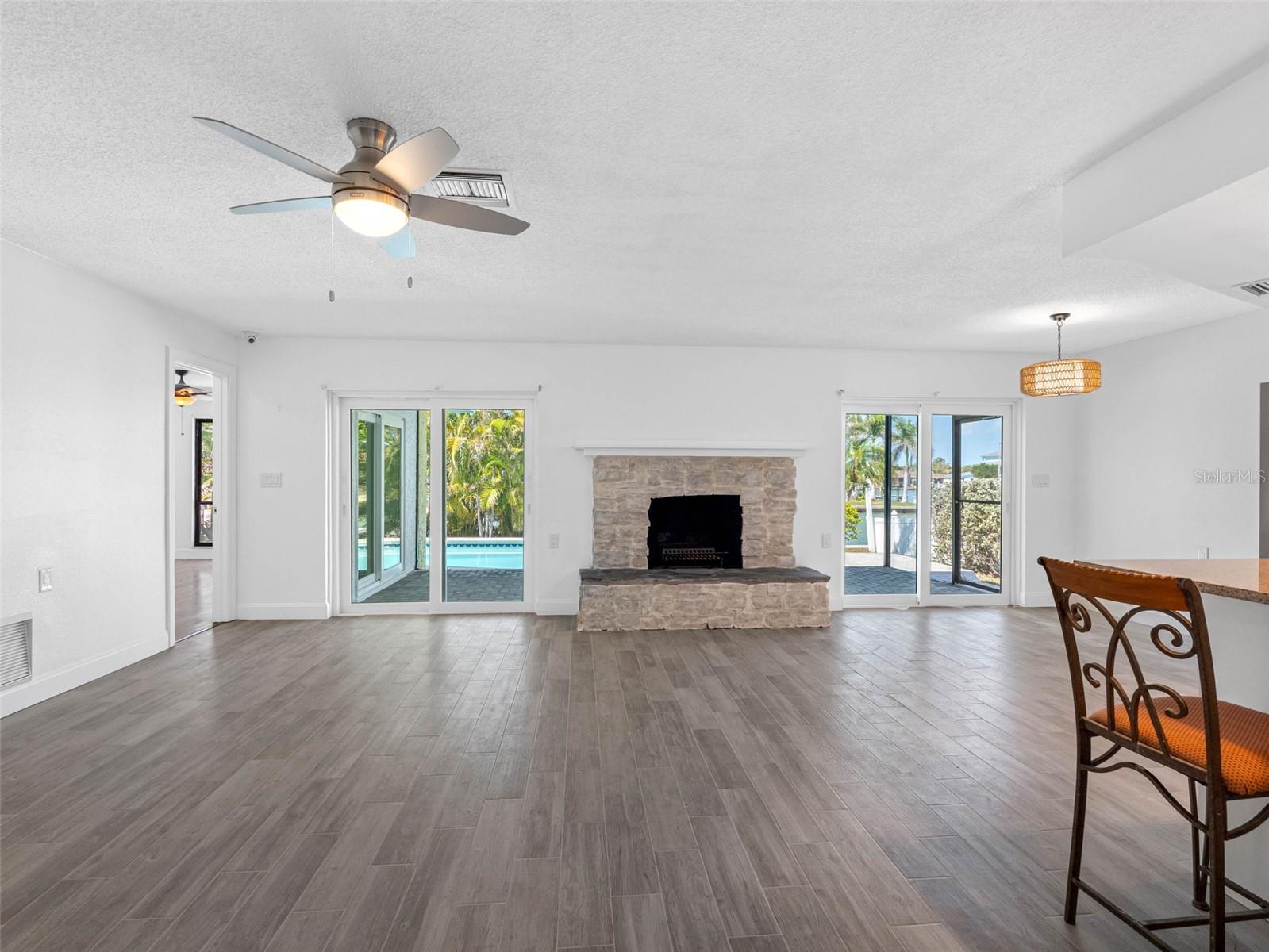 562 JOHNS PASS AVE — photo 67