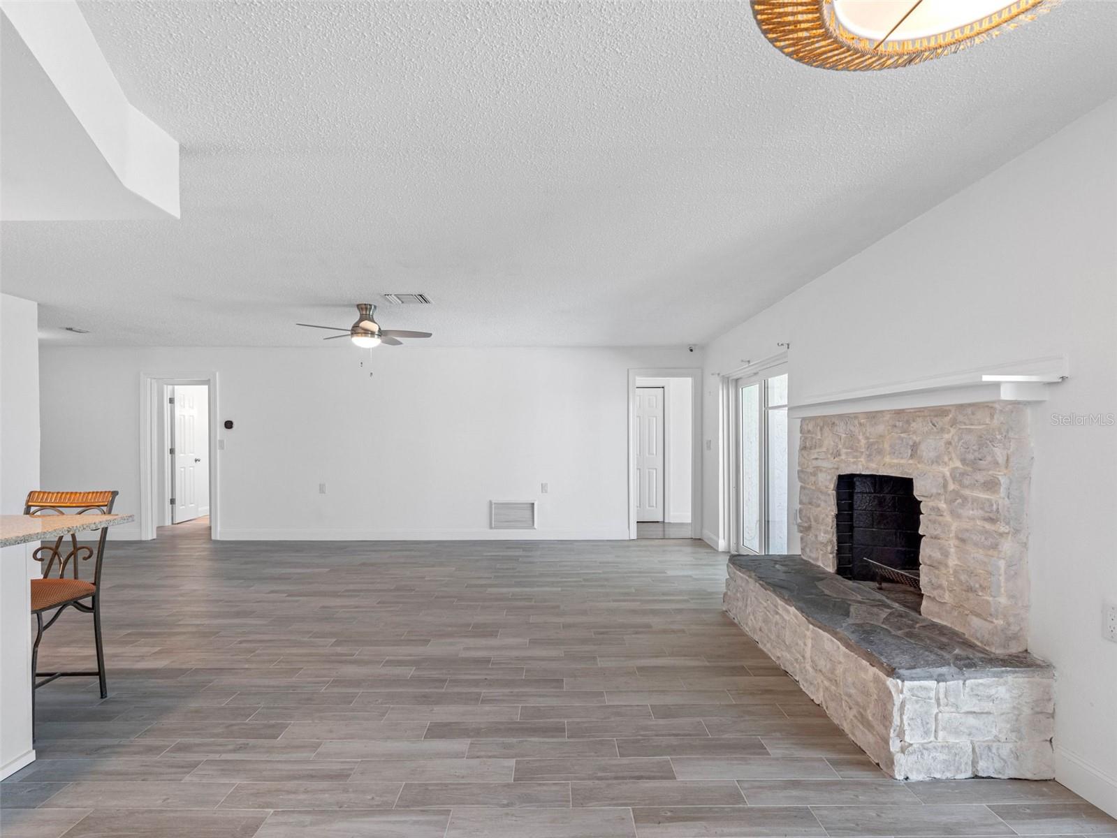 562 JOHNS PASS AVE — photo 59