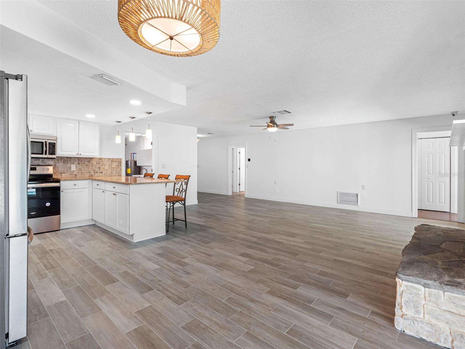 562 JOHNS PASS AVE — photo 58
