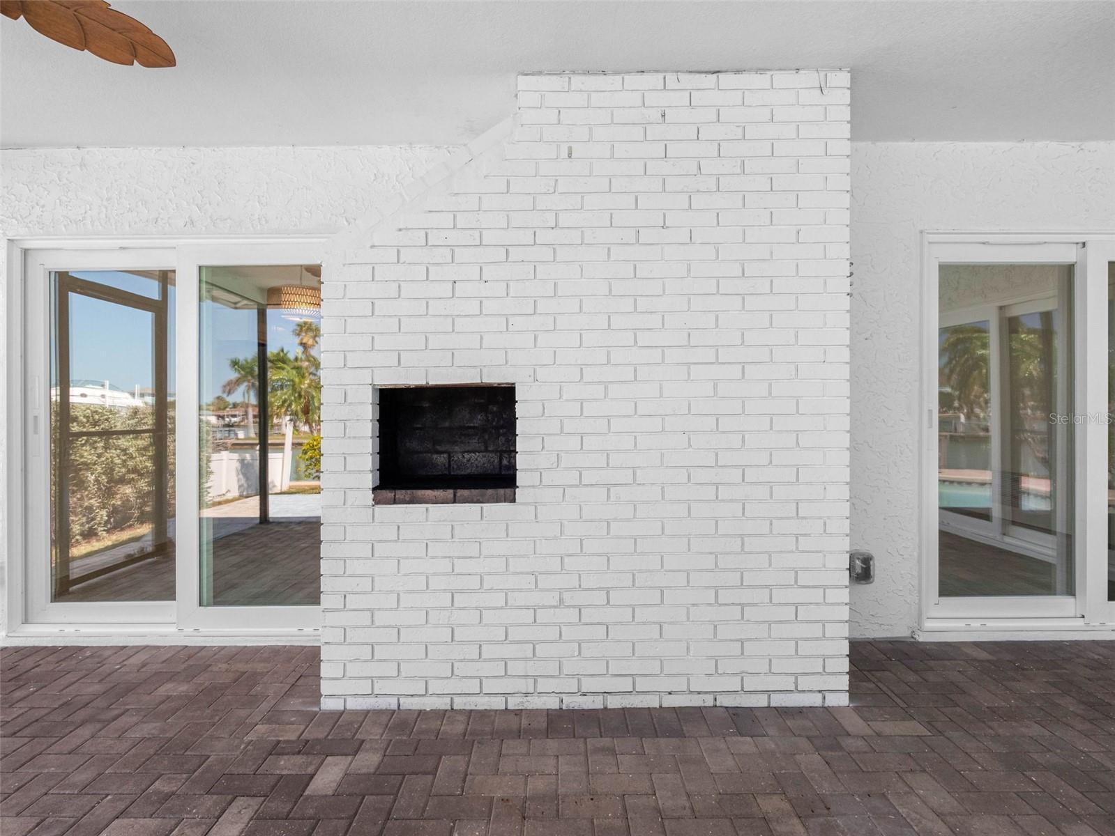 562 JOHNS PASS AVE — photo 34
