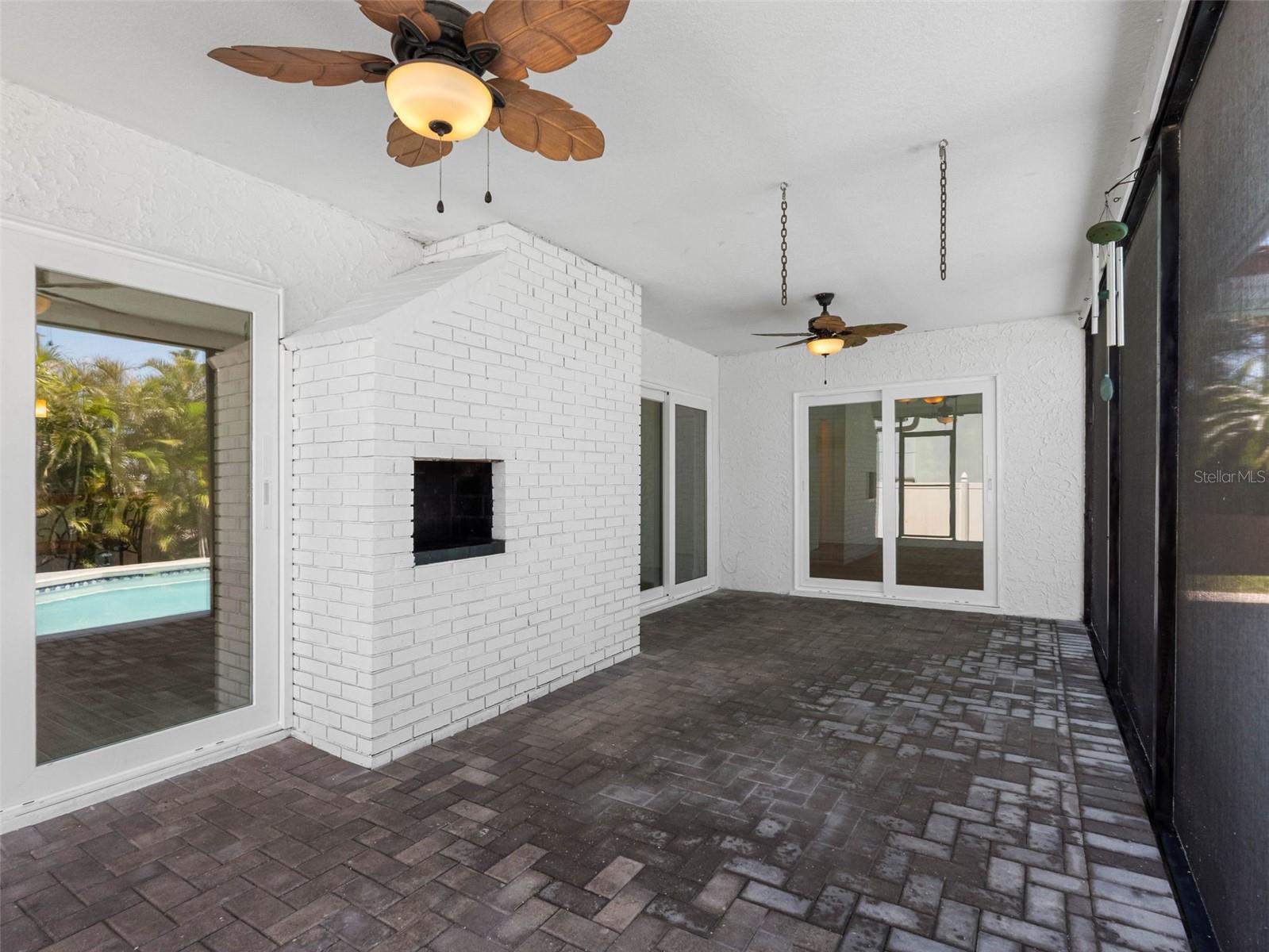 562 JOHNS PASS AVE — photo 33