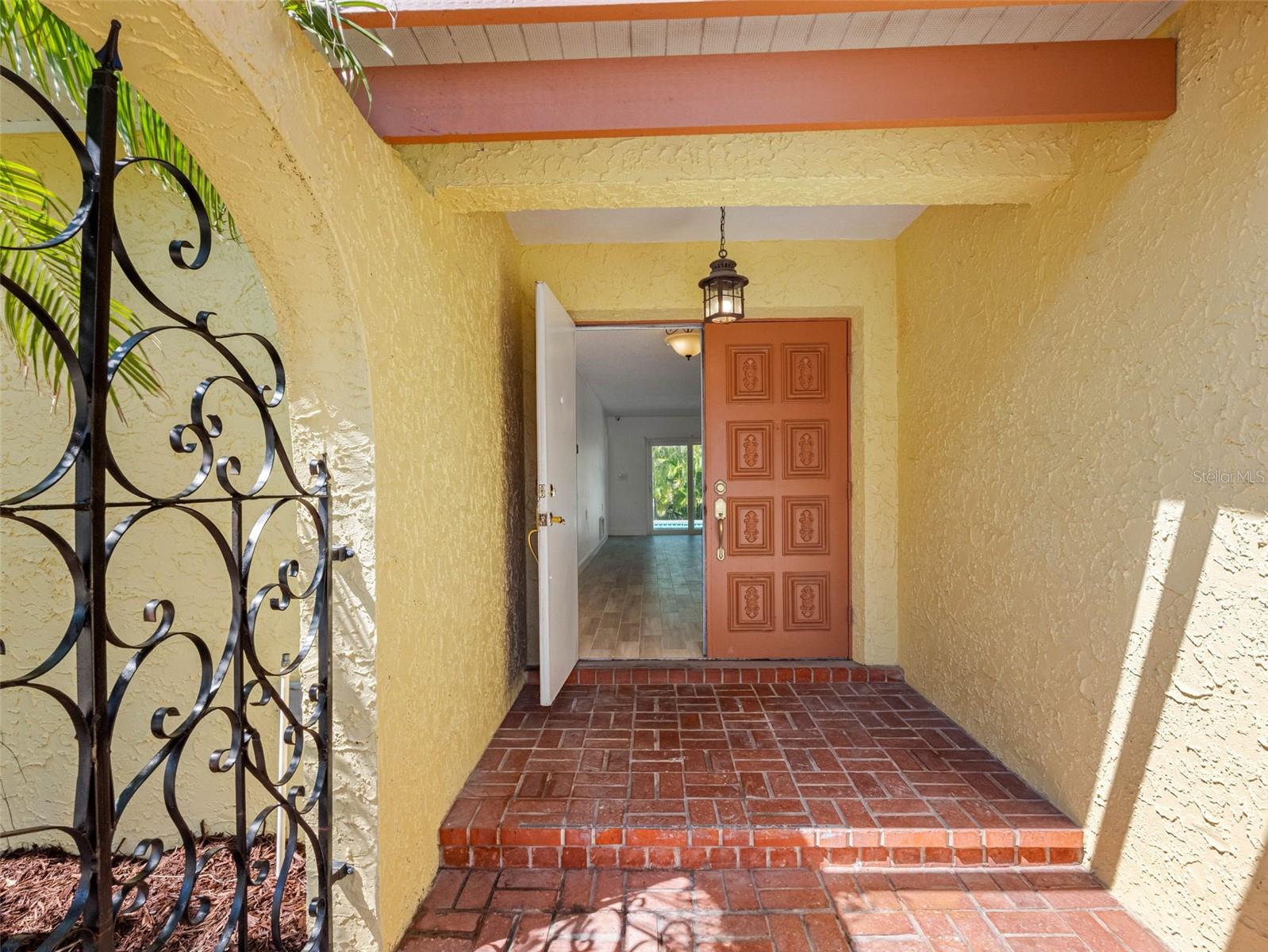 562 JOHNS PASS AVE — photo 49